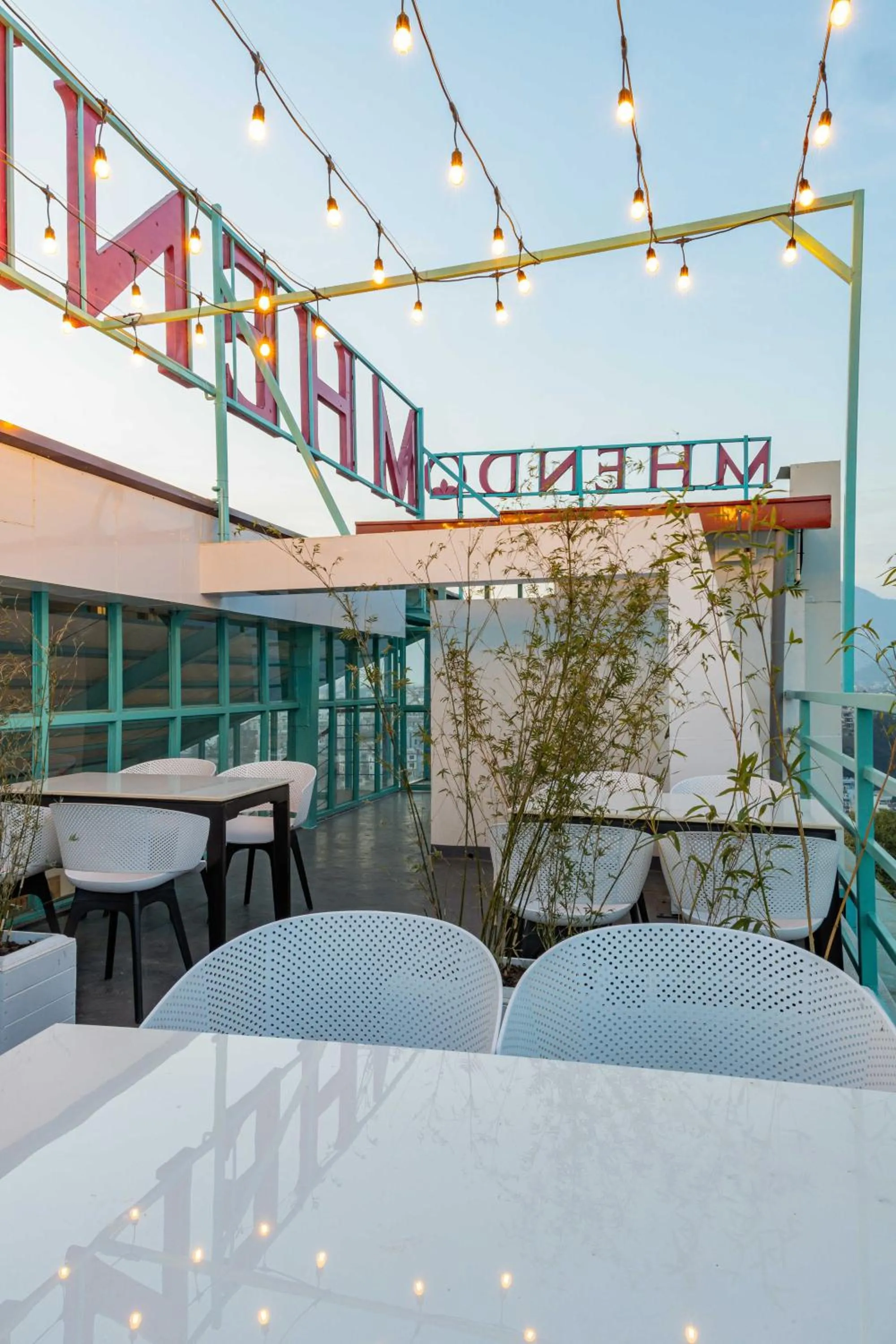 Balcony/Terrace in Mhendo Hotel & Studio Suites