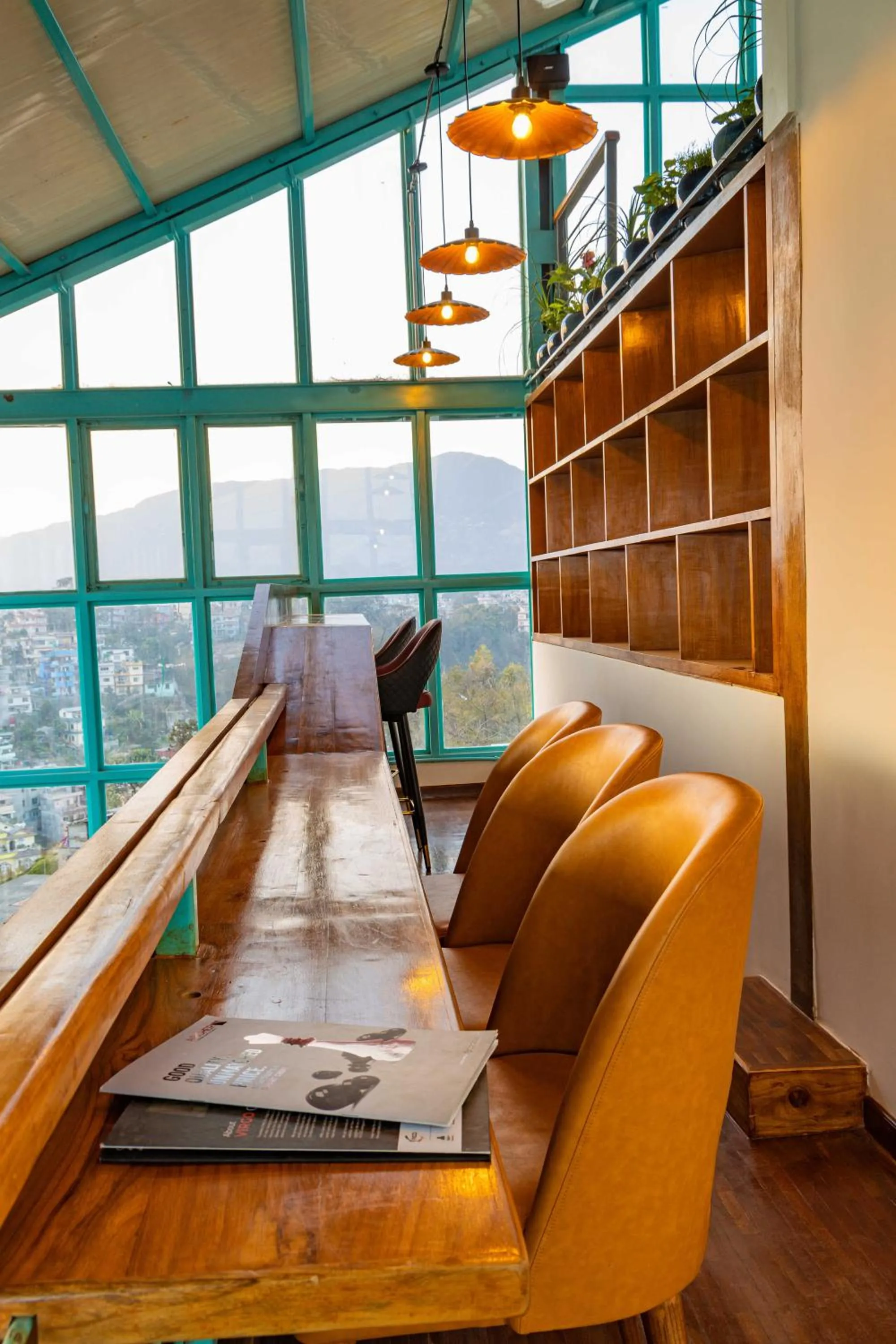 Library in Mhendo Hotel & Studio Suites