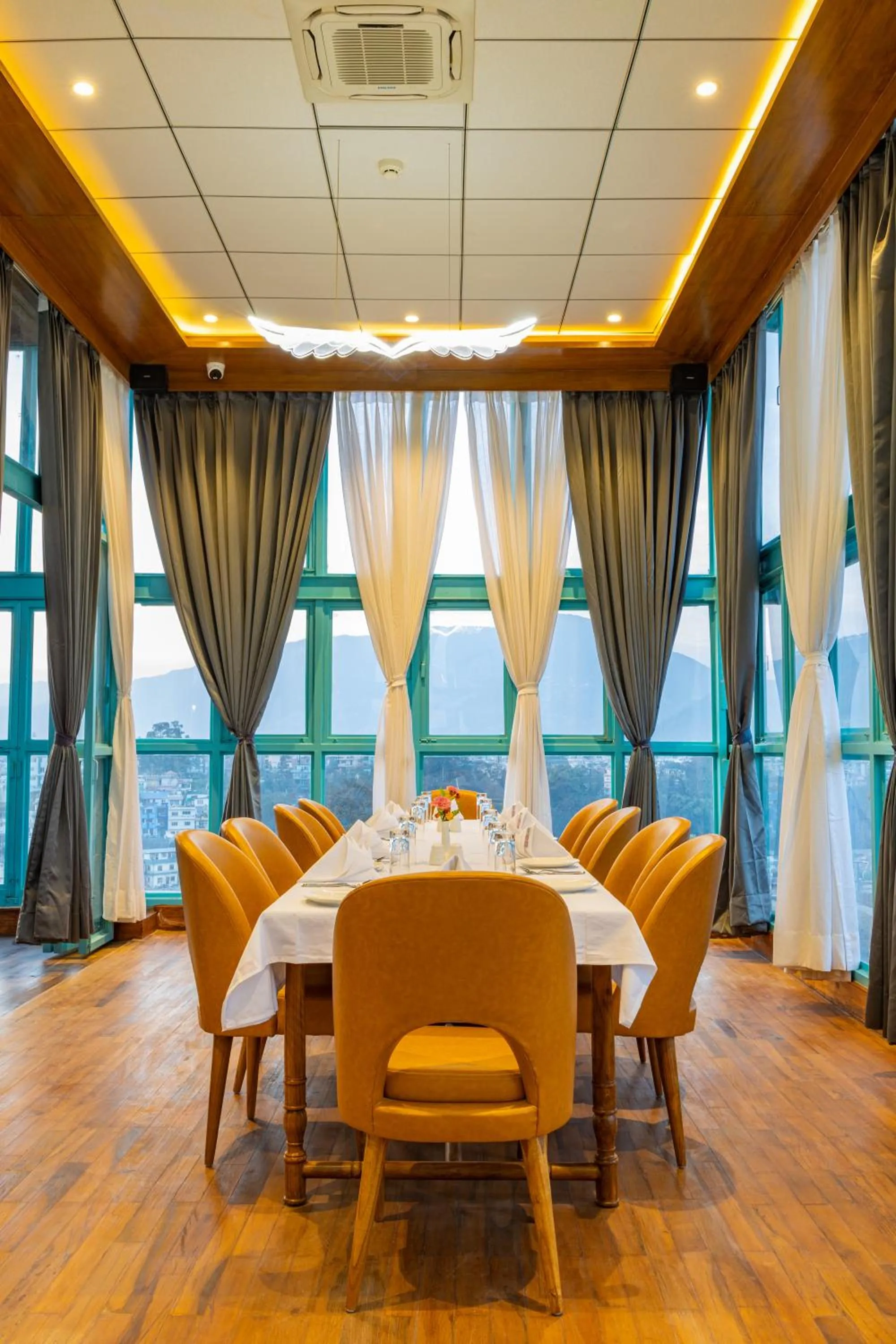 Banquet/Function facilities in Mhendo Hotel & Studio Suites