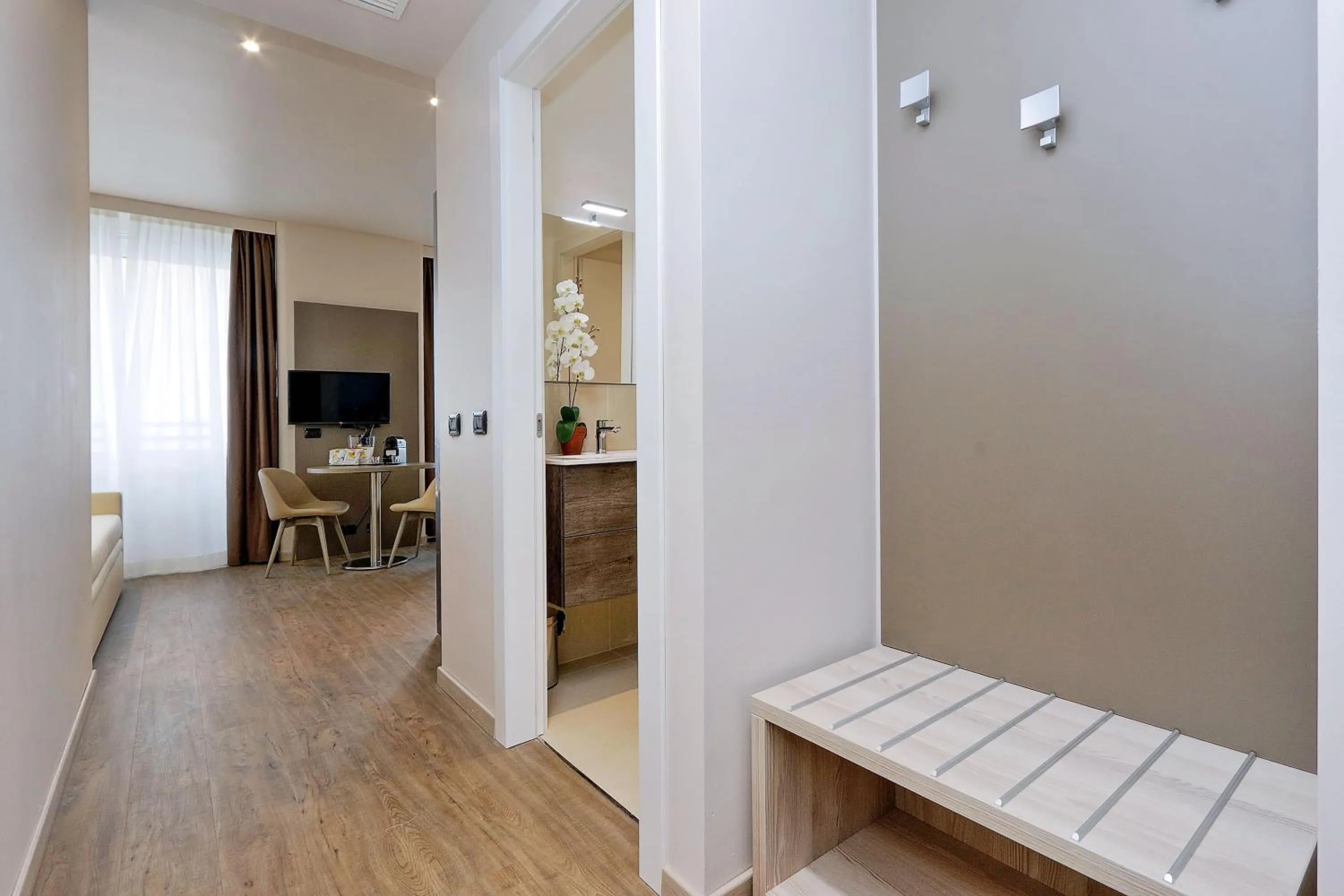 Photo of the whole room in Duomo Hotel & Apartments