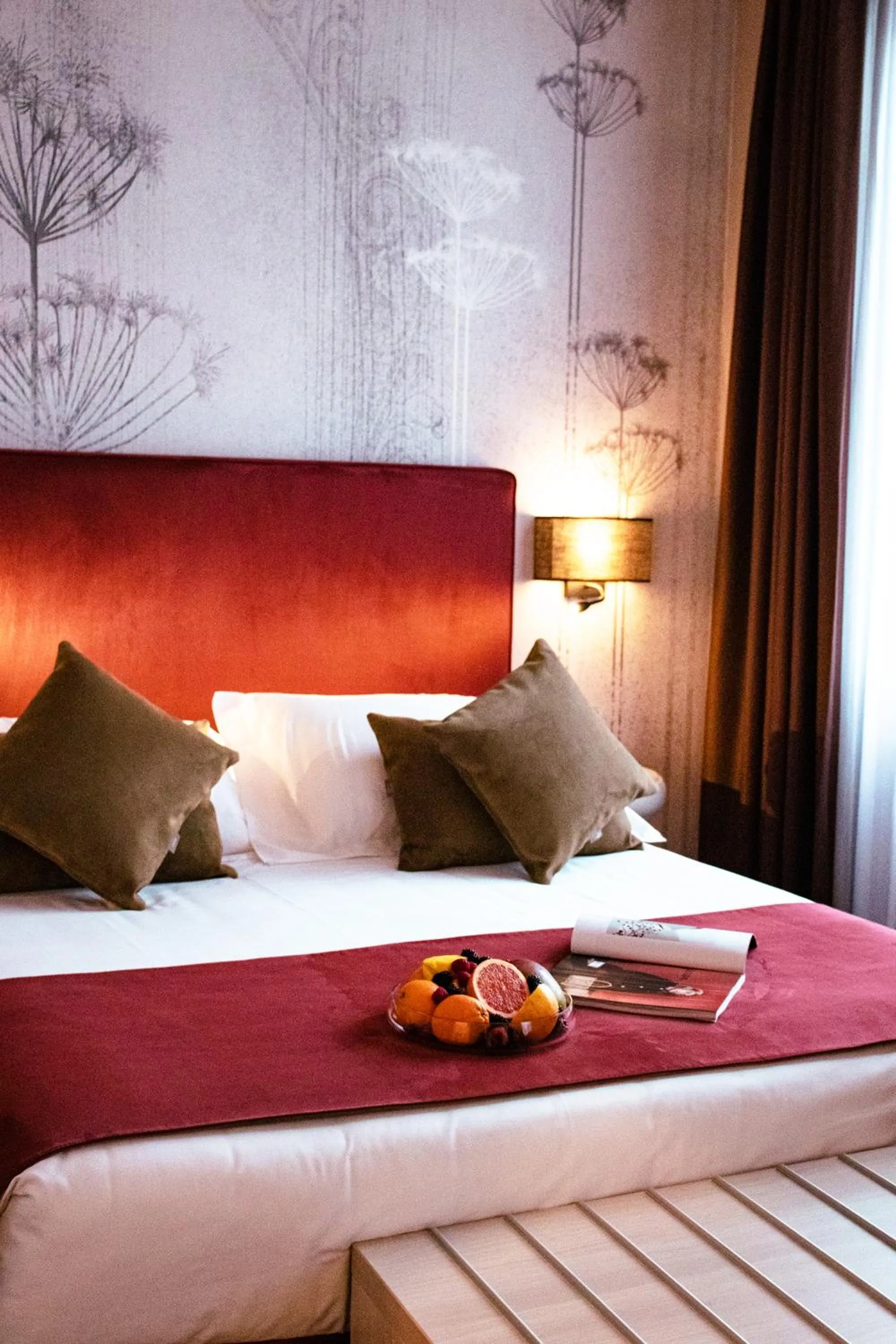 Bed in Duomo Hotel & Apartments