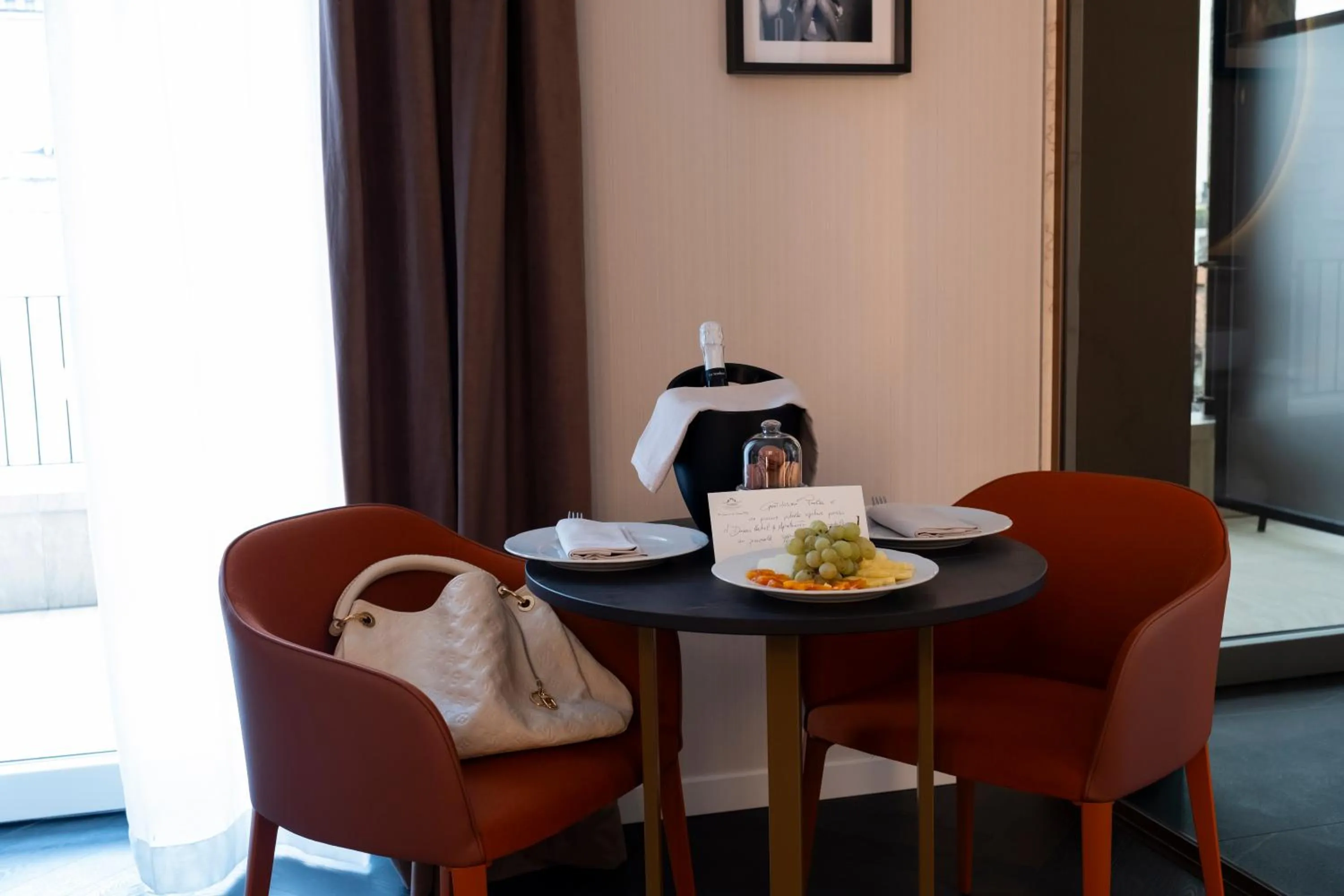 Decorative detail in Duomo Hotel & Apartments