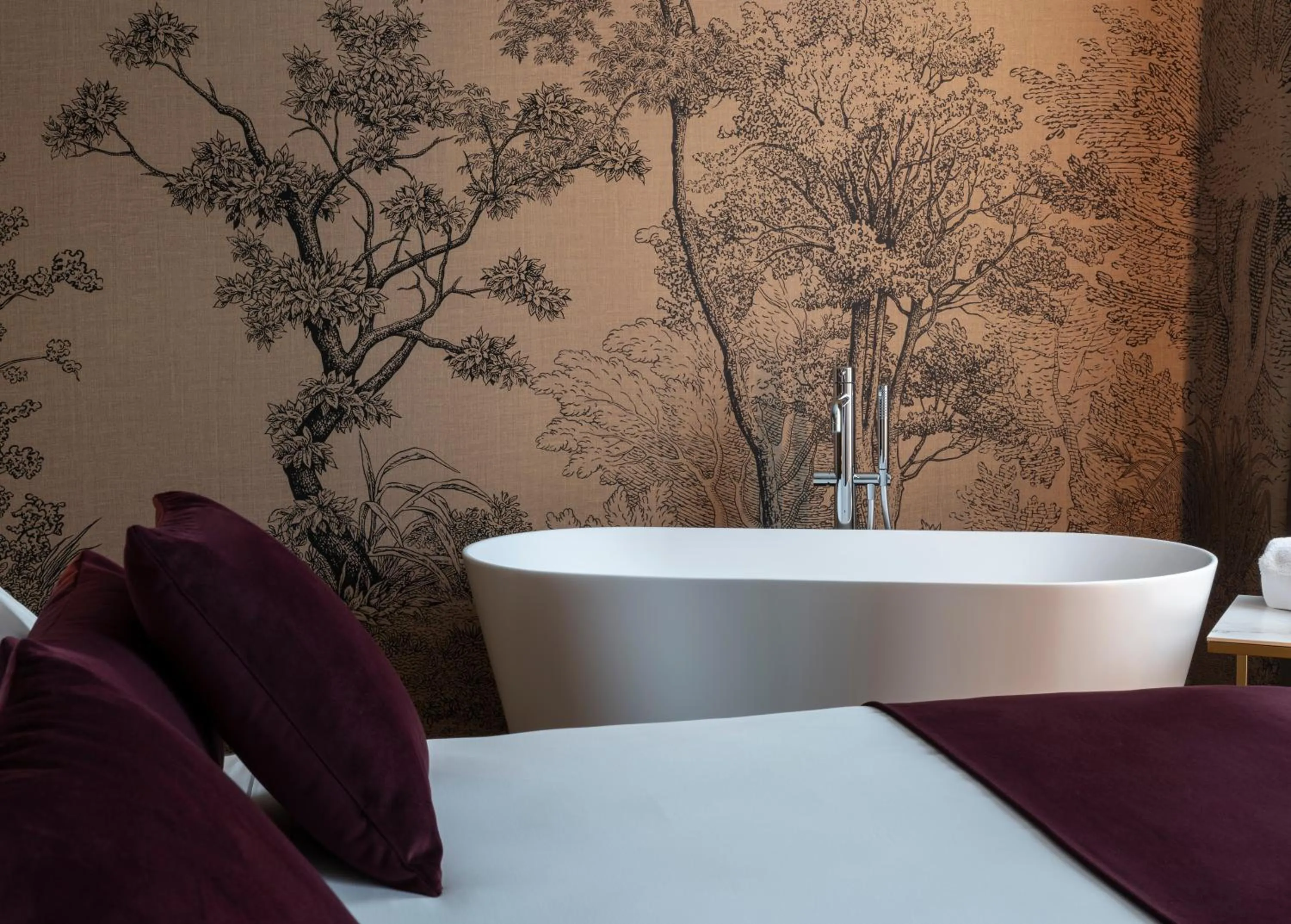 Bed in Duomo Hotel & Apartments