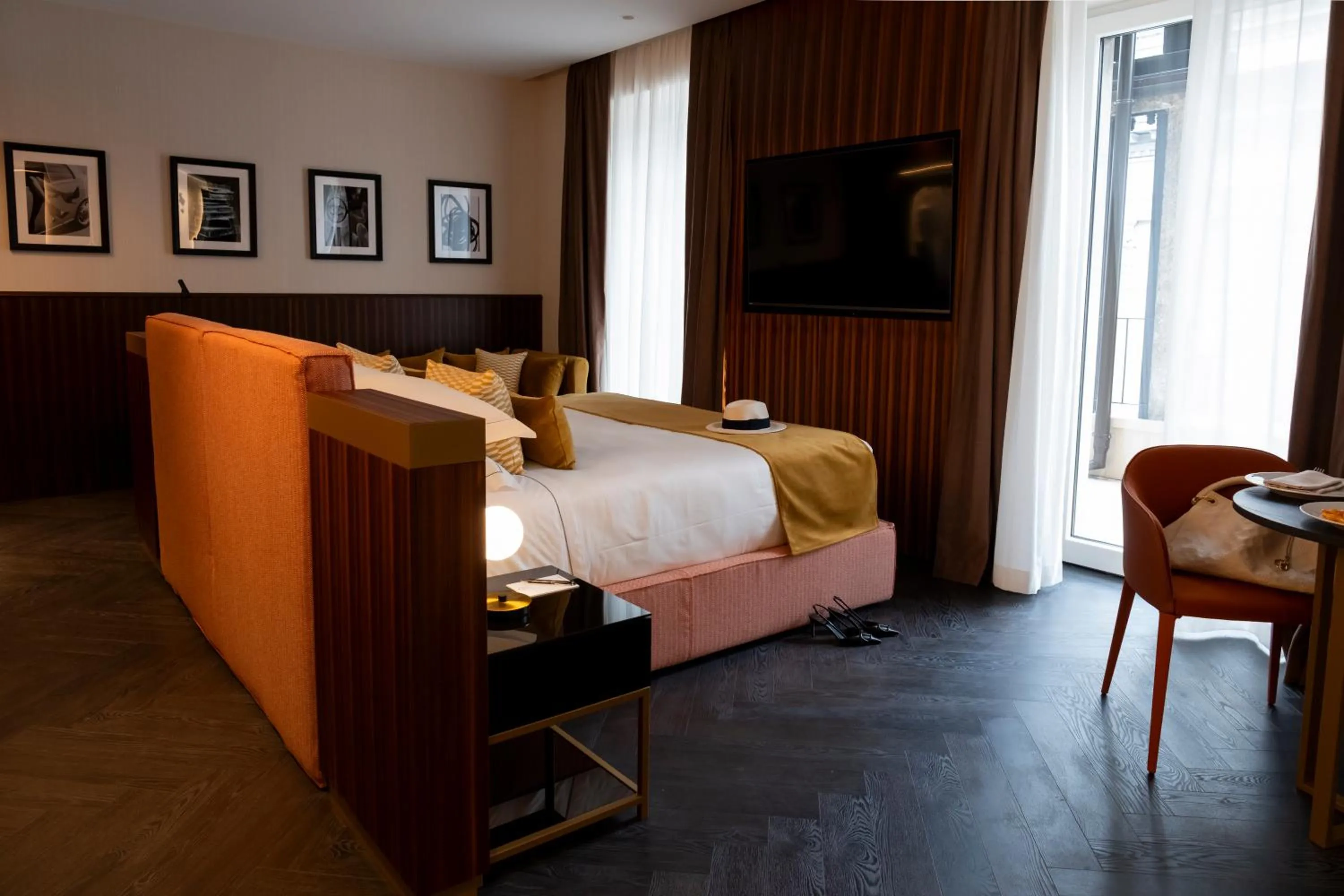 Photo of the whole room, Bed in Duomo Hotel & Apartments