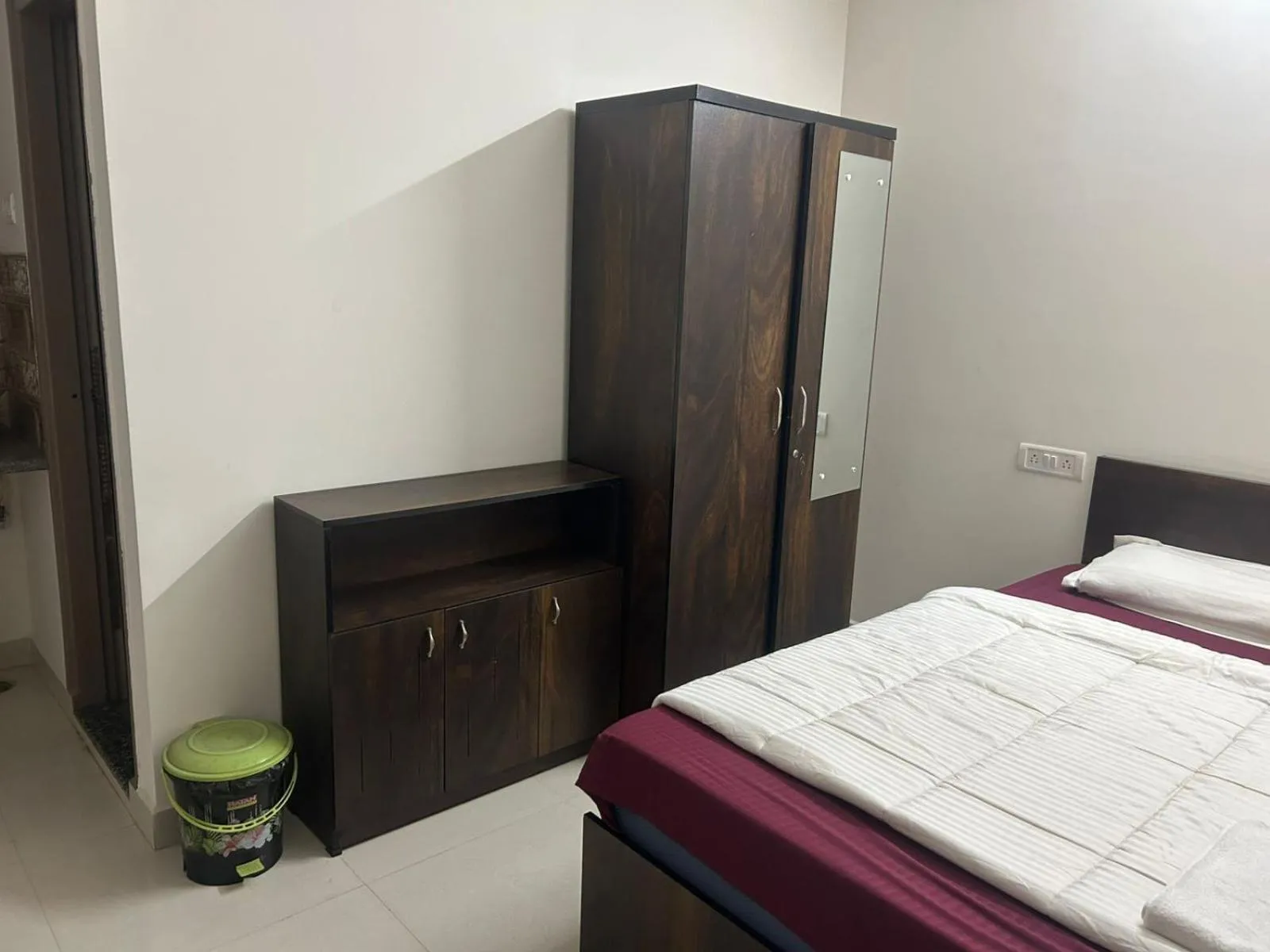 Bedroom, Bed in Grand View Hotel