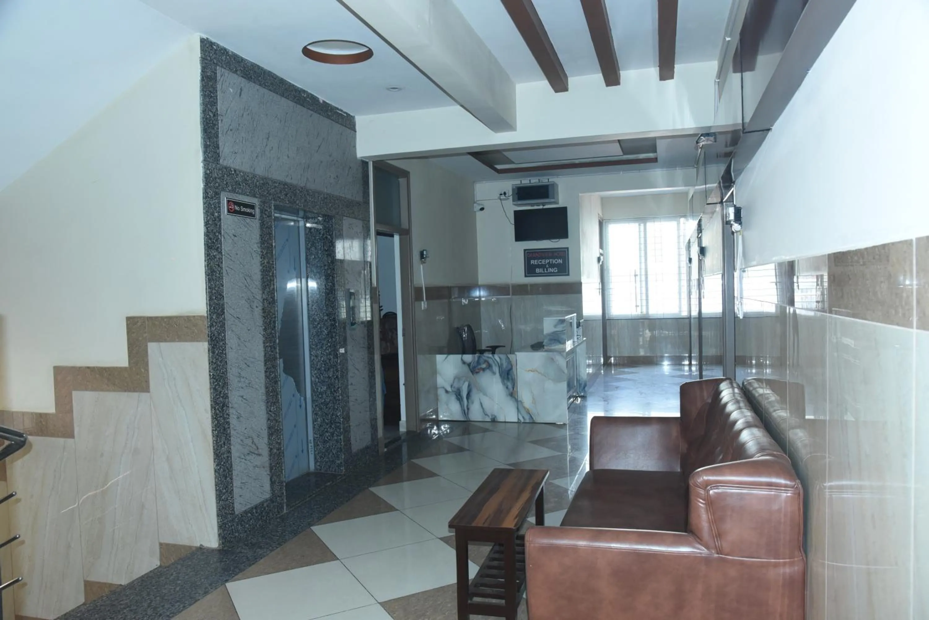 Lobby or reception in Grand View Hotel