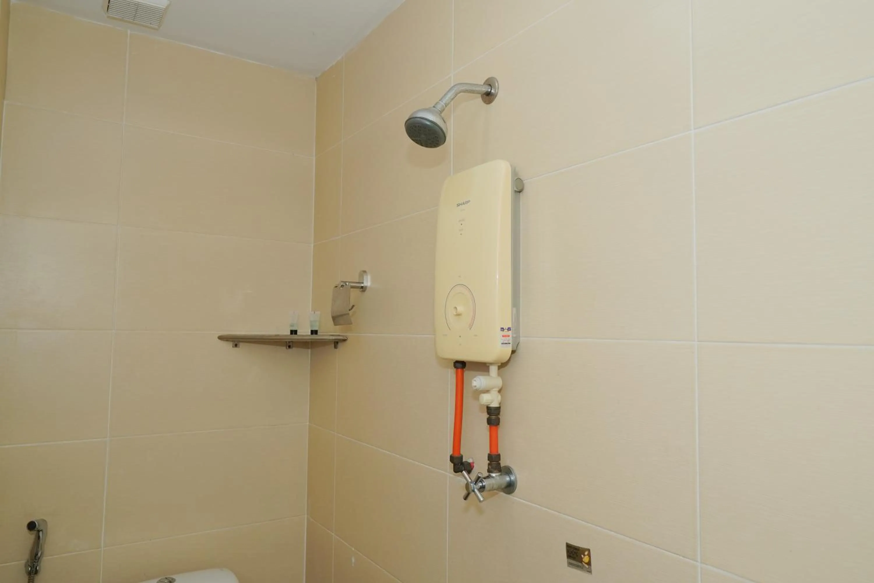 Superior Triple Room in Hotel Shlyo