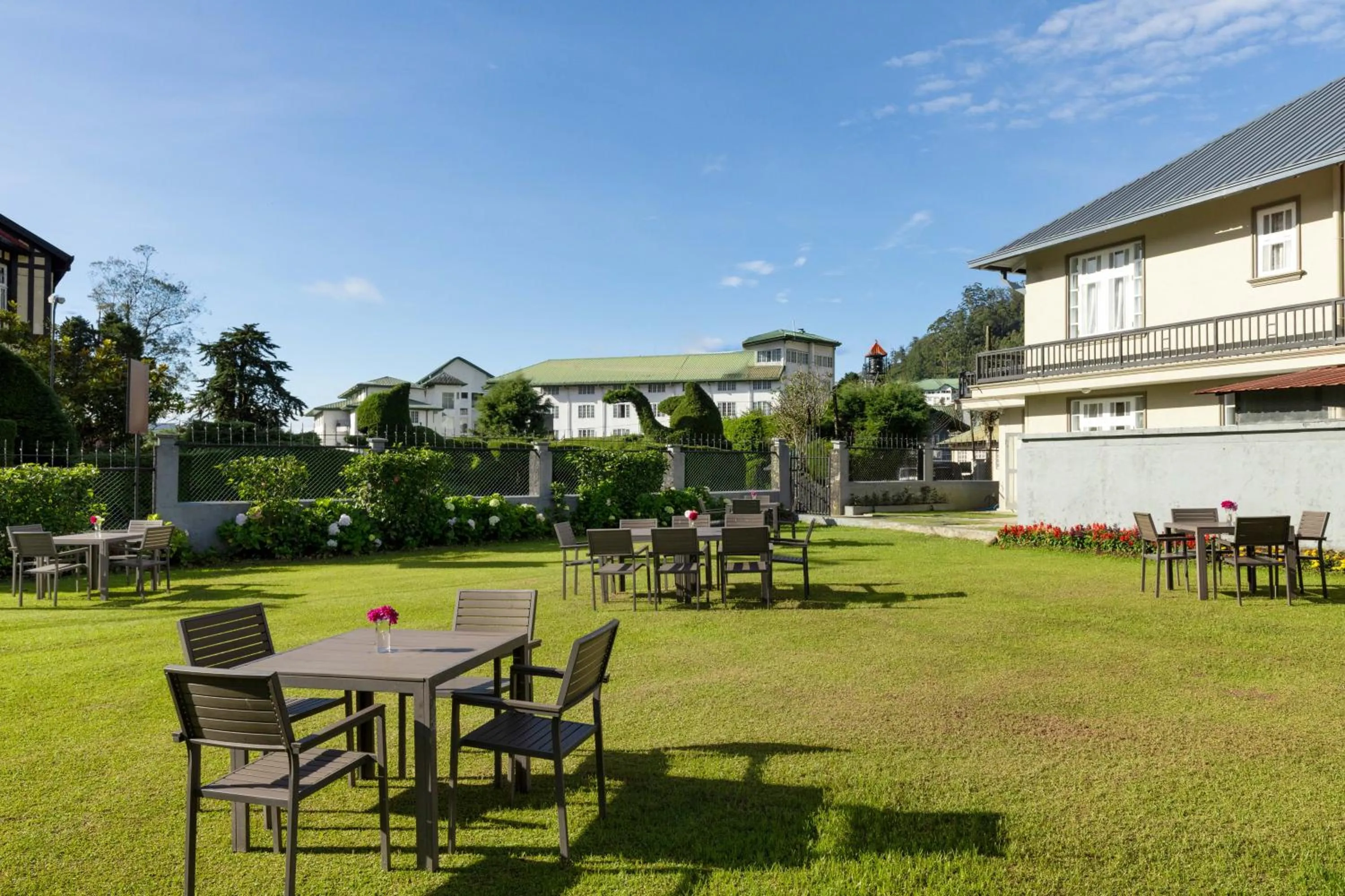 Restaurant/places to eat in Grand Bungalow Nuwara Eliya by Seven Angels