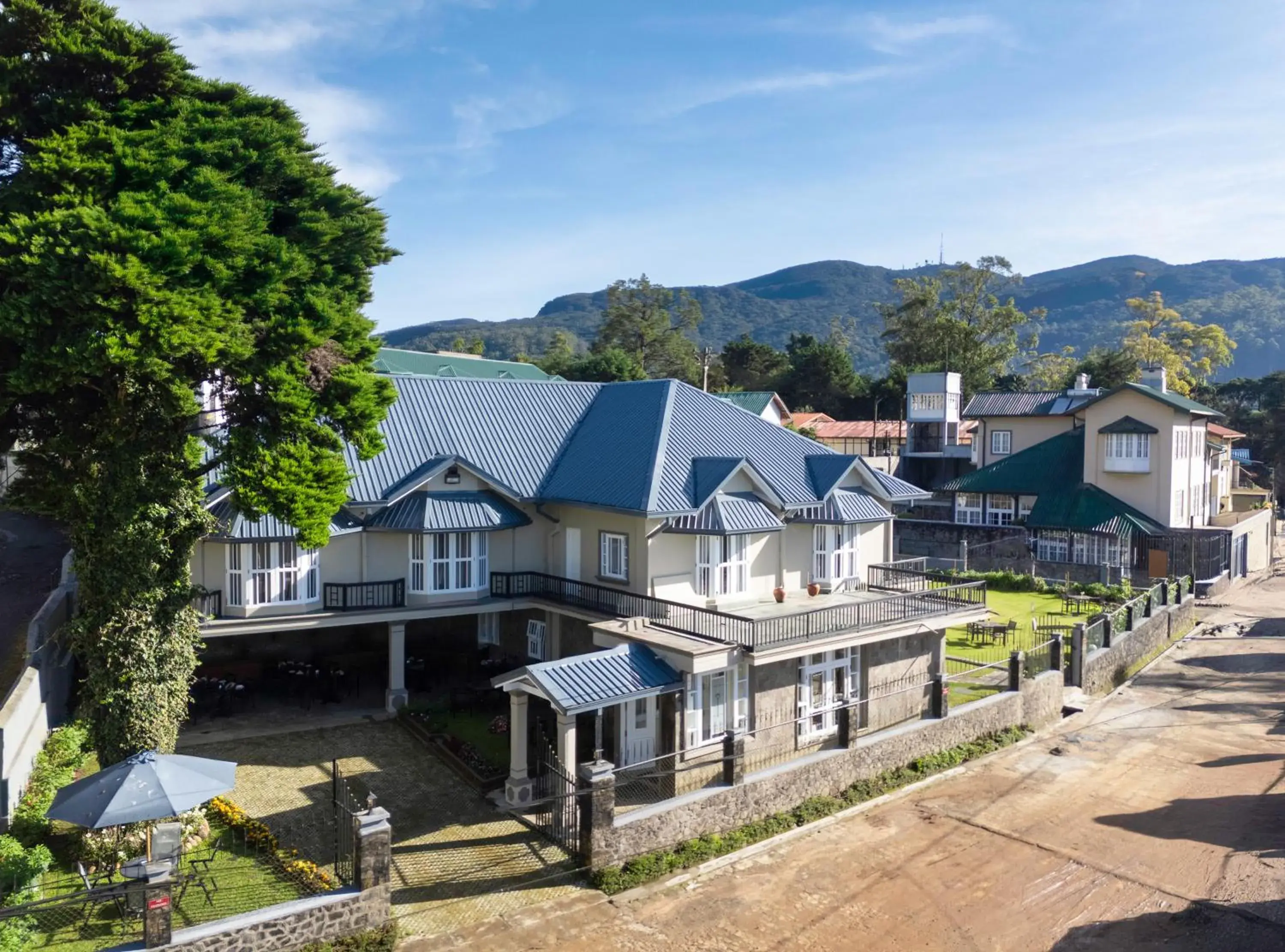Grand Bungalow Nuwara Eliya by Seven Angels Grand Bungalow Nuwara Eliya by Seven Angels