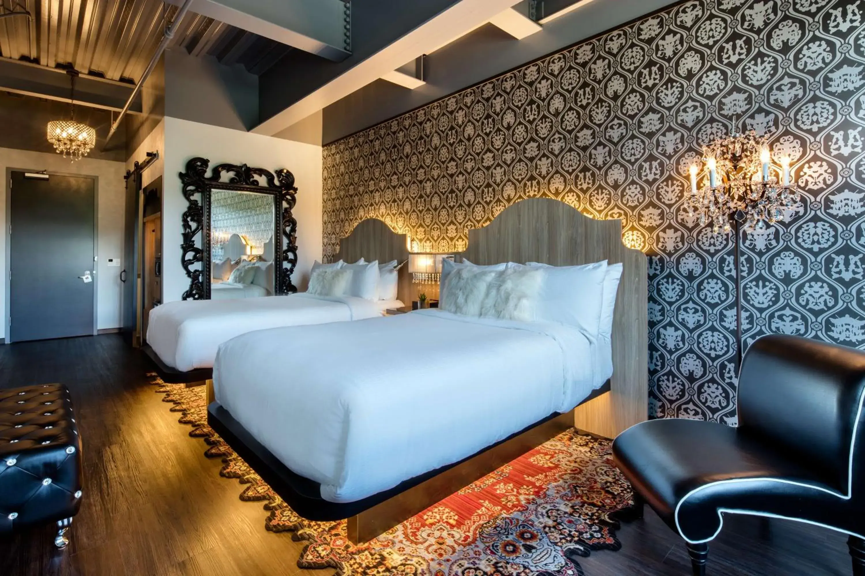 TV and multimedia, Bed in Hotel Nyack, a JdV by Hyatt Hotel TV and multimedia, Bed in Hotel Nyack, a JdV by Hyatt Hotel