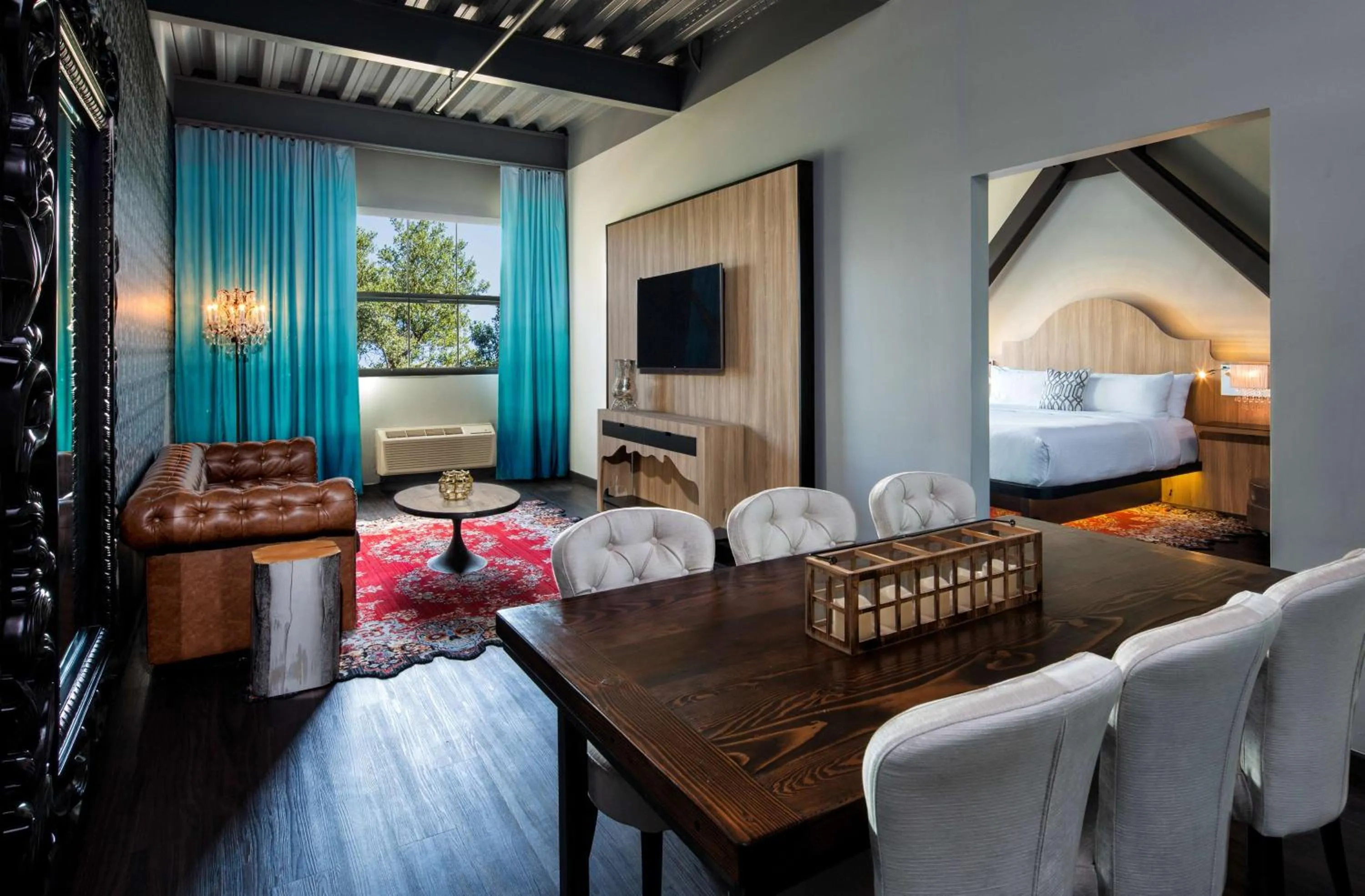 Photo of the whole room in Hotel Nyack, a JdV by Hyatt Hotel