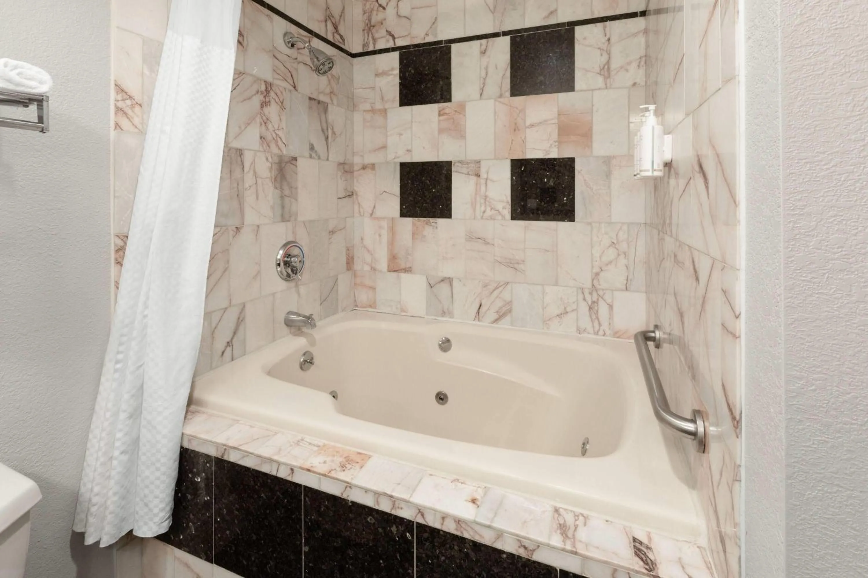 Bath in Days Inn by Wyndham Blairsville