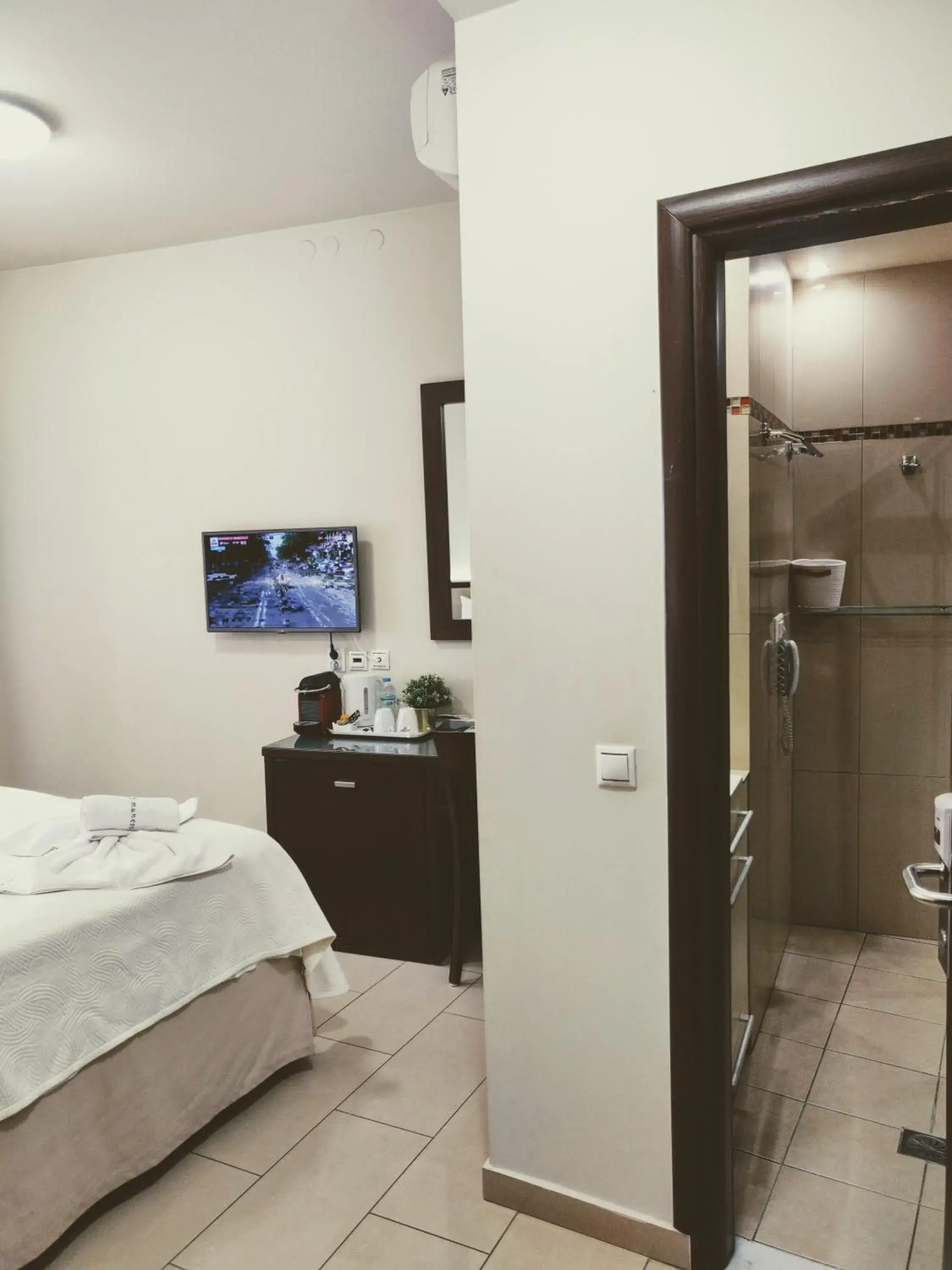 Standard Double or Twin Room in The Manessi City Boutique Hotel Standard Double or Twin Room in The Manessi City Boutique Hotel