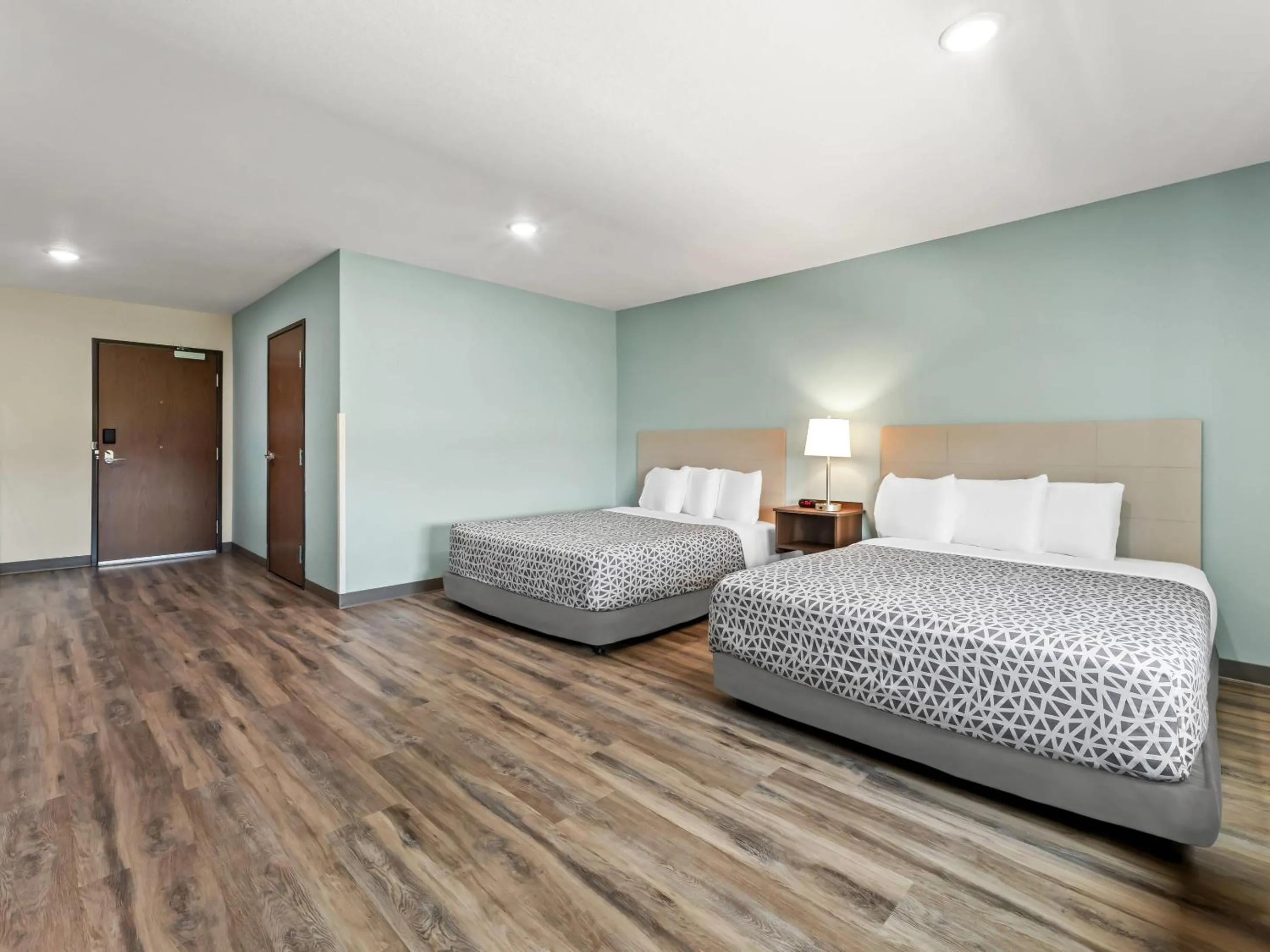 Bedroom, Bed in WoodSpring Suites Prattville - Montgomery North