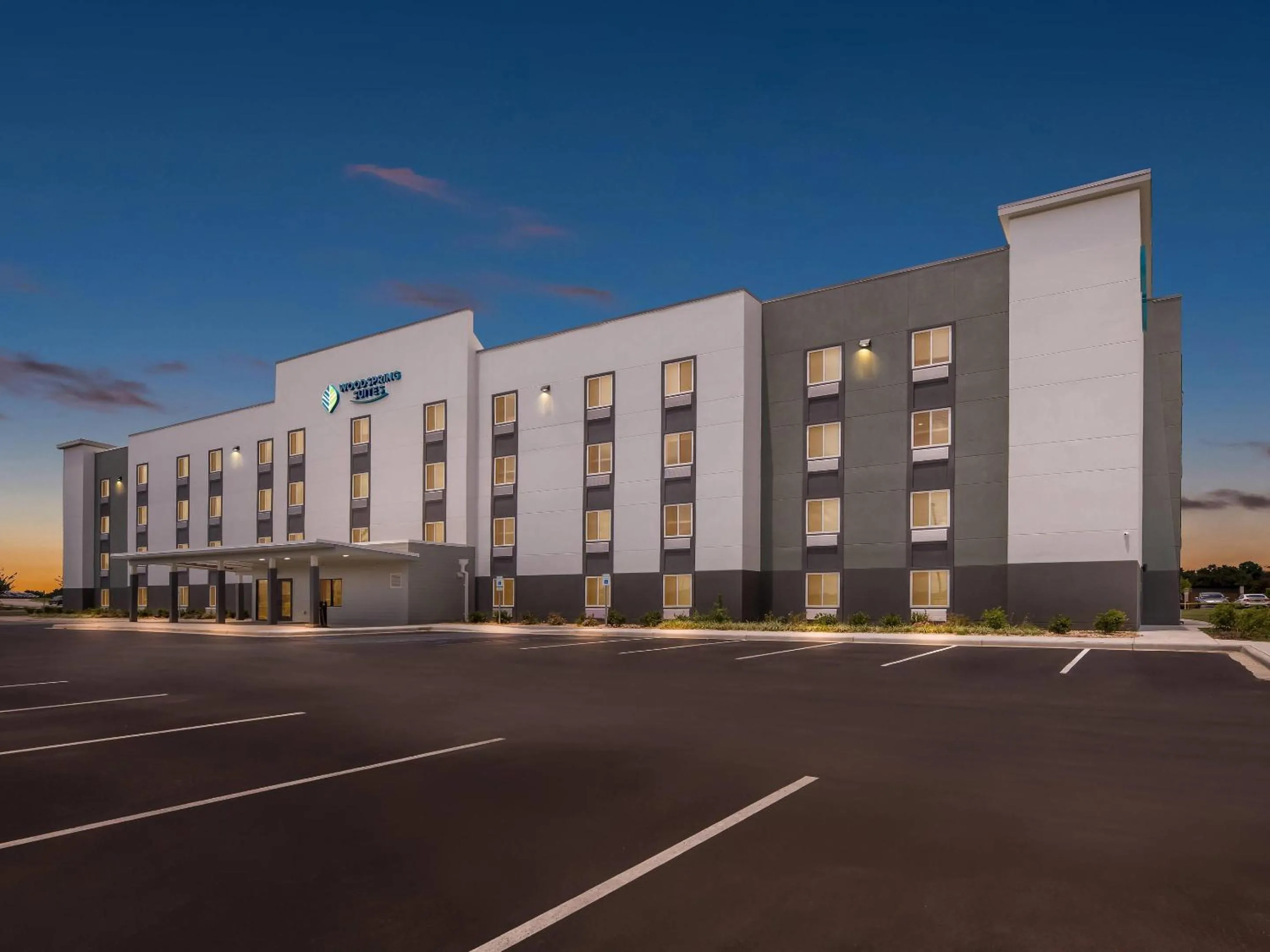 Property building in WoodSpring Suites Prattville - Montgomery North
