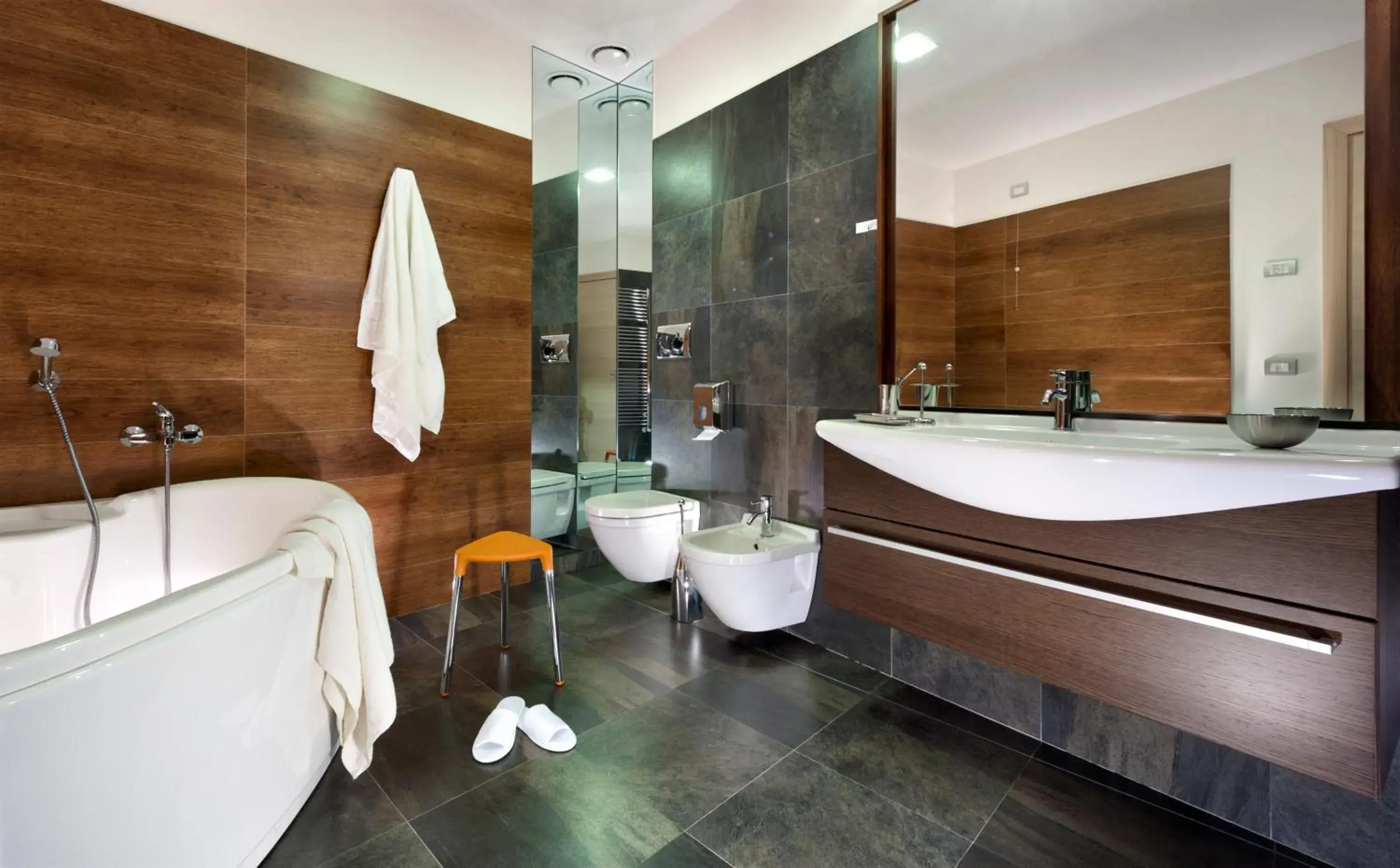 Deluxe Double Room with Bath in Bouganville Hill Resort & Wellness Space Deluxe Double Room with Bath in Bouganville Hill Resort & Wellness Space