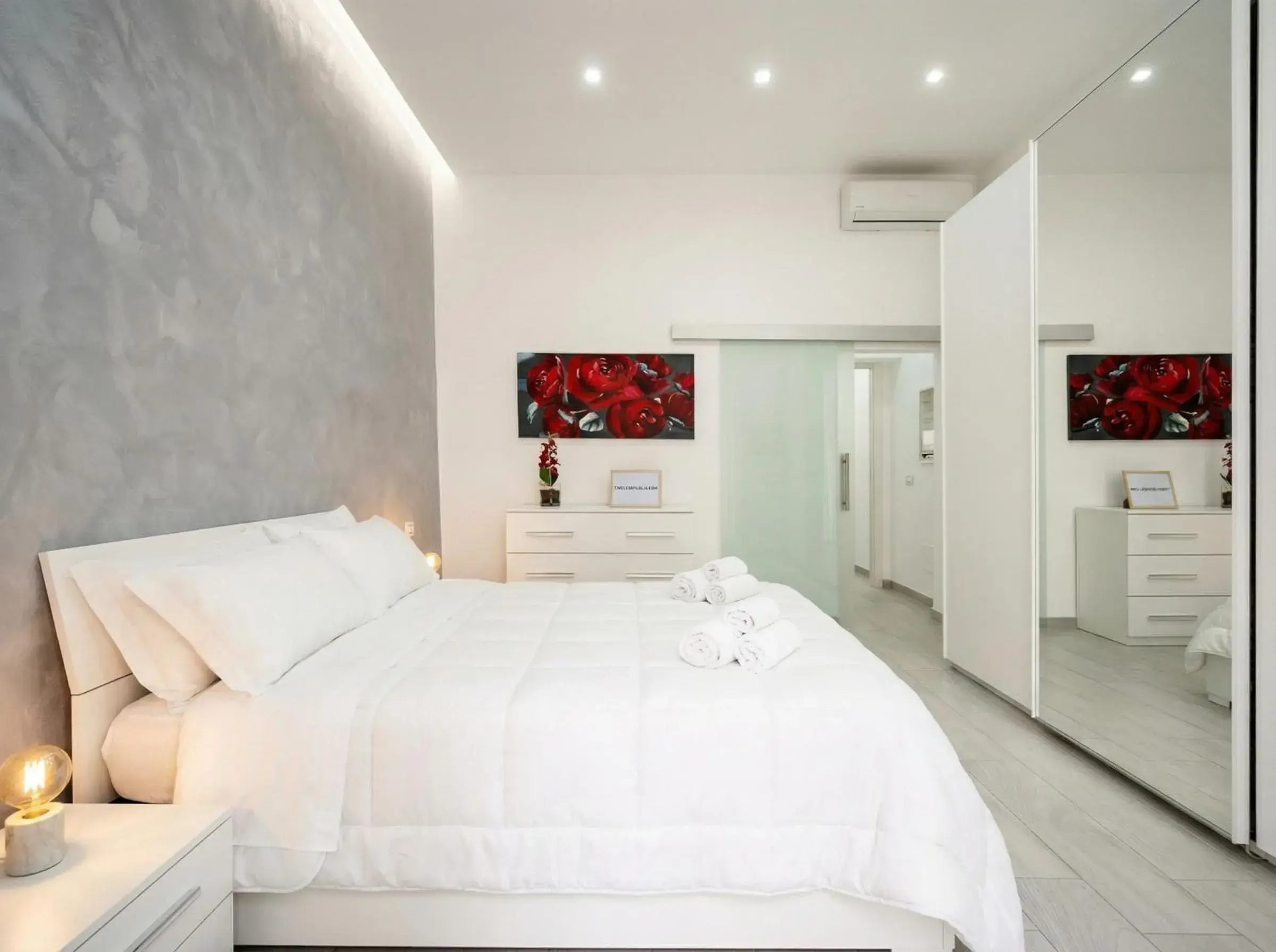 Casa di Carly - large cozy retreat in center Casa di Carly - large cozy retreat in center
