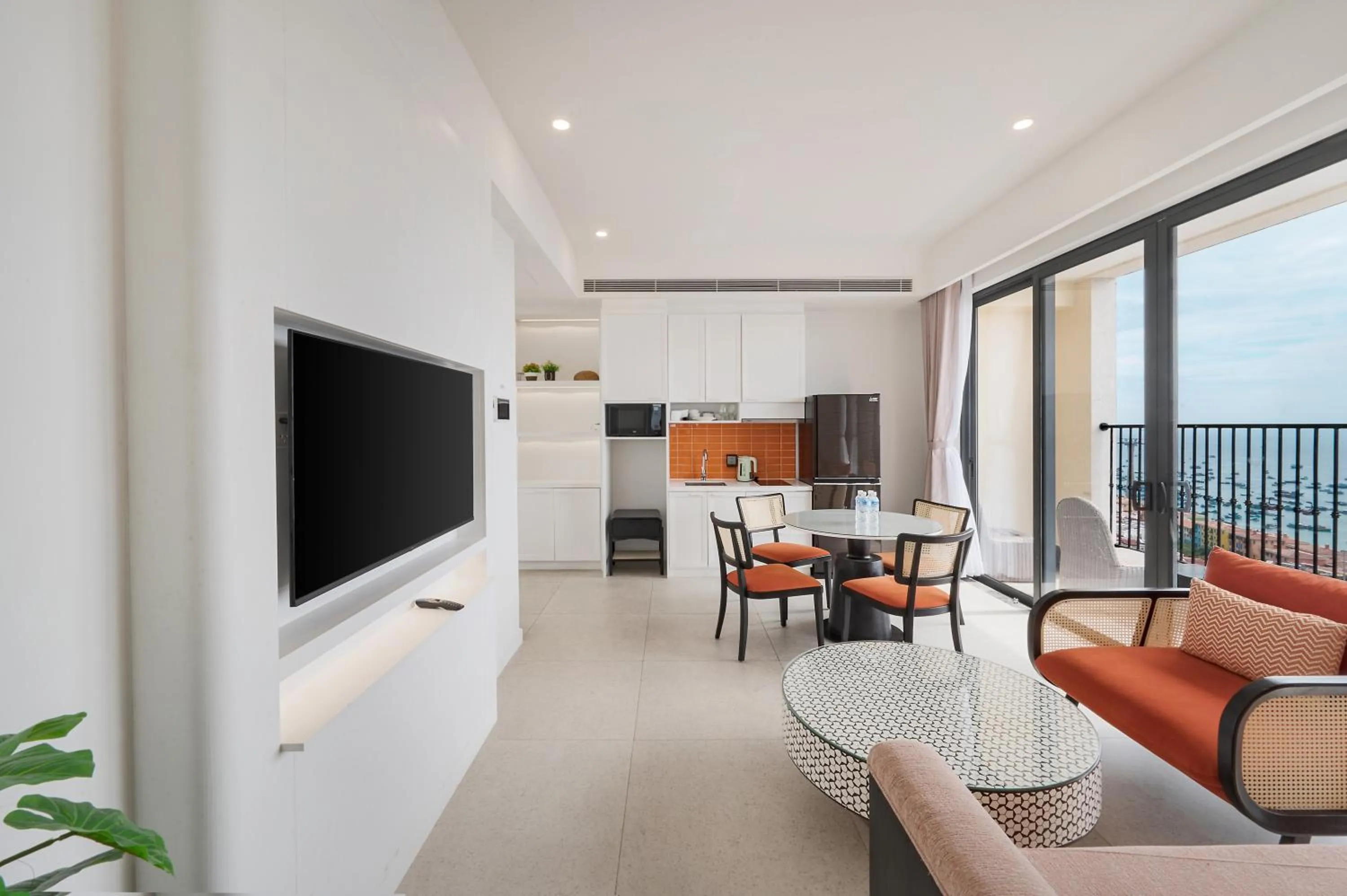 Communal lounge/ TV room in La isla Apartments & Villas - Sea View & Fireworks Phu Quoc