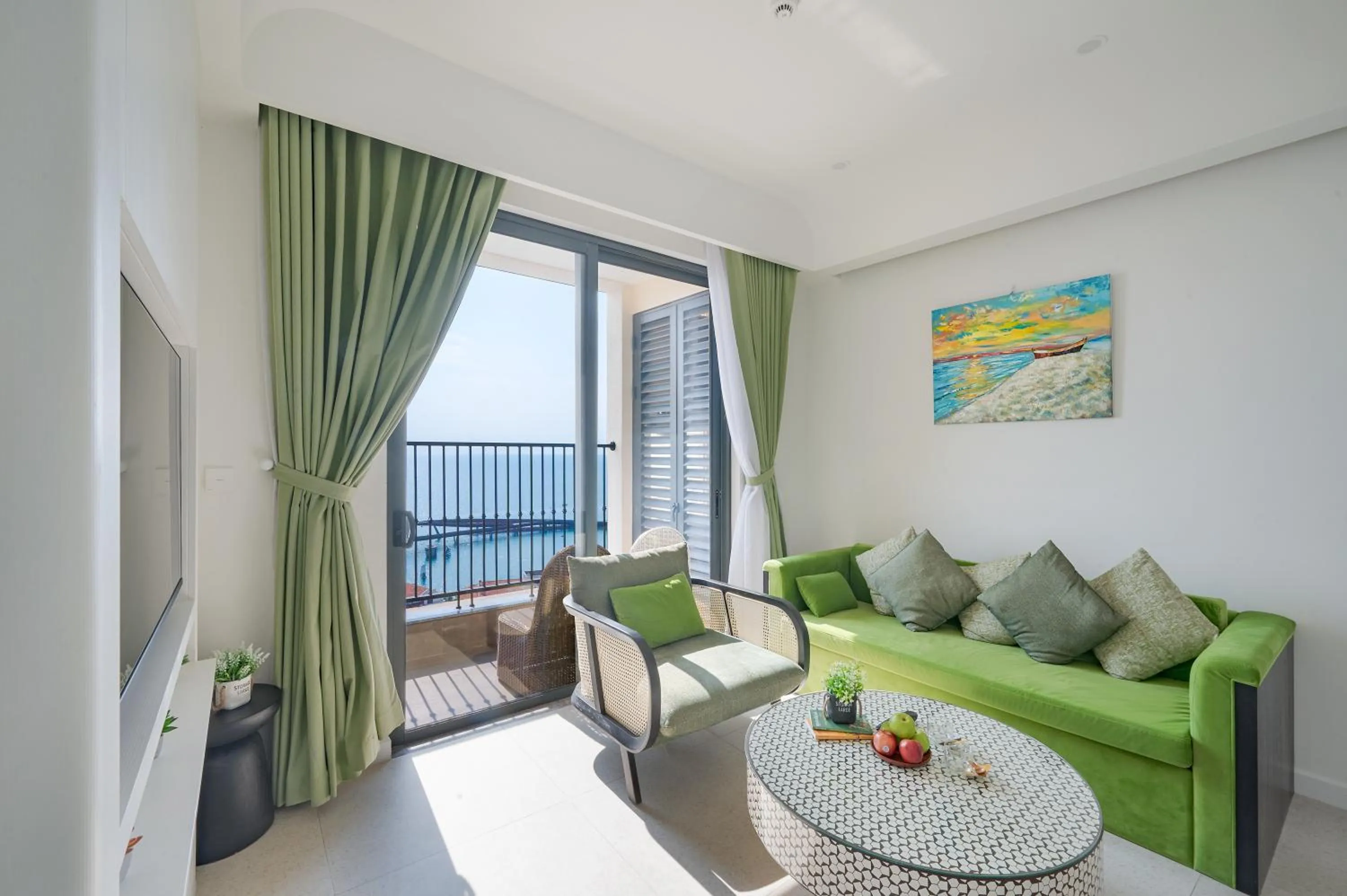 Balcony/Terrace in La isla Apartments & Villas - Sea View & Fireworks Phu Quoc