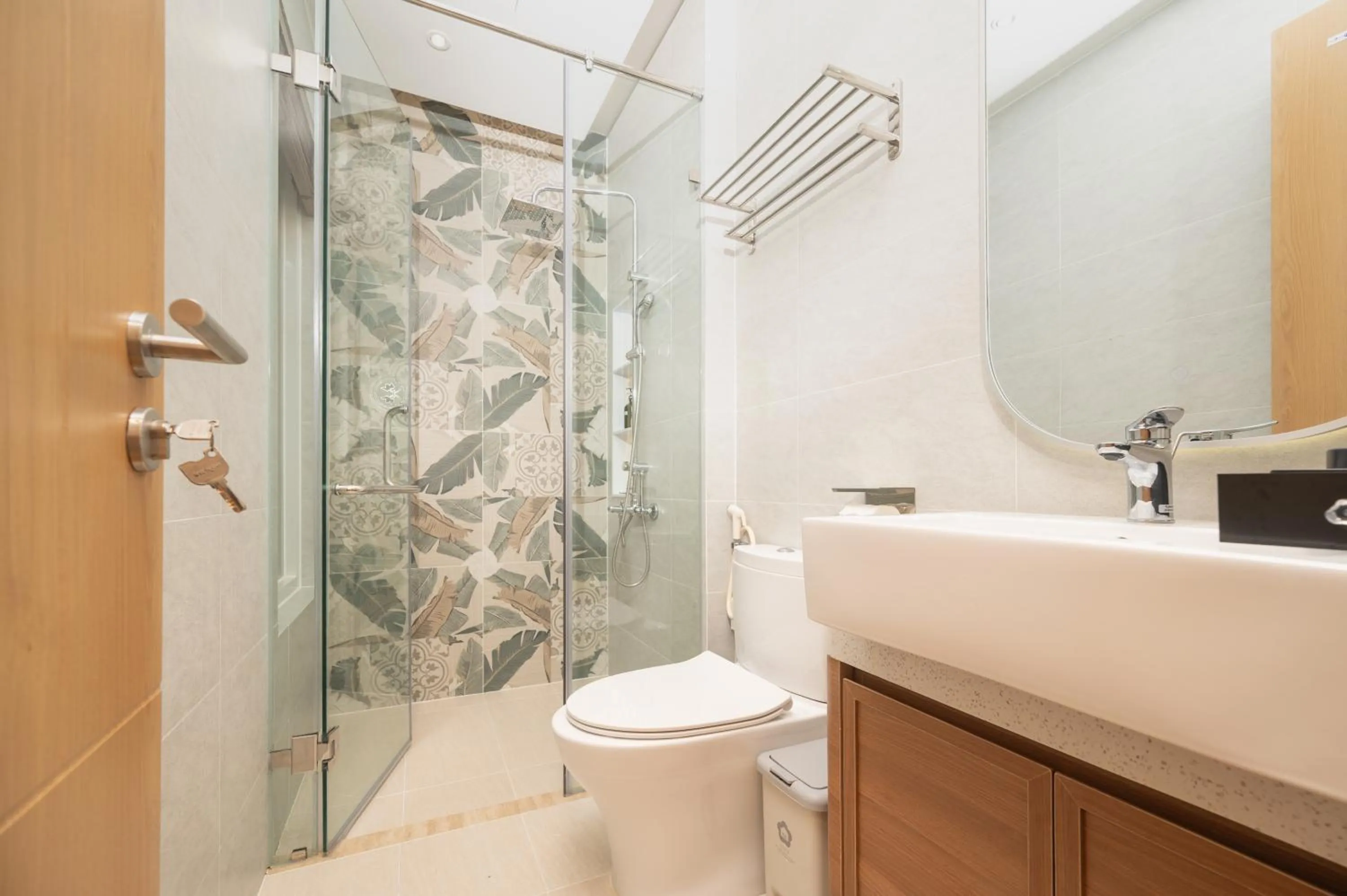 Shower in La isla Apartments & Villas - Sea View & Fireworks Phu Quoc