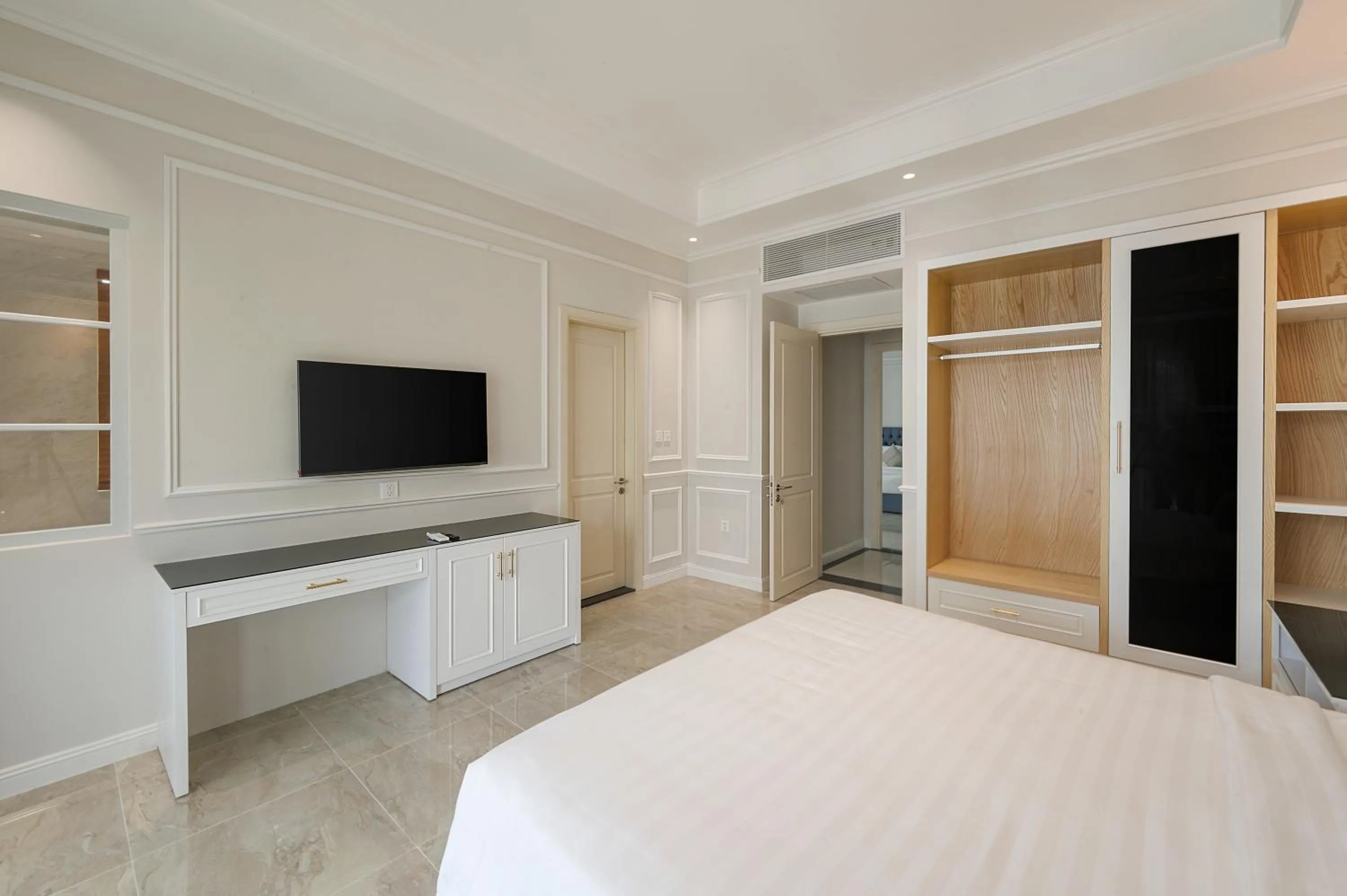 Bed in La isla Apartments & Villas - Sea View & Fireworks Phu Quoc