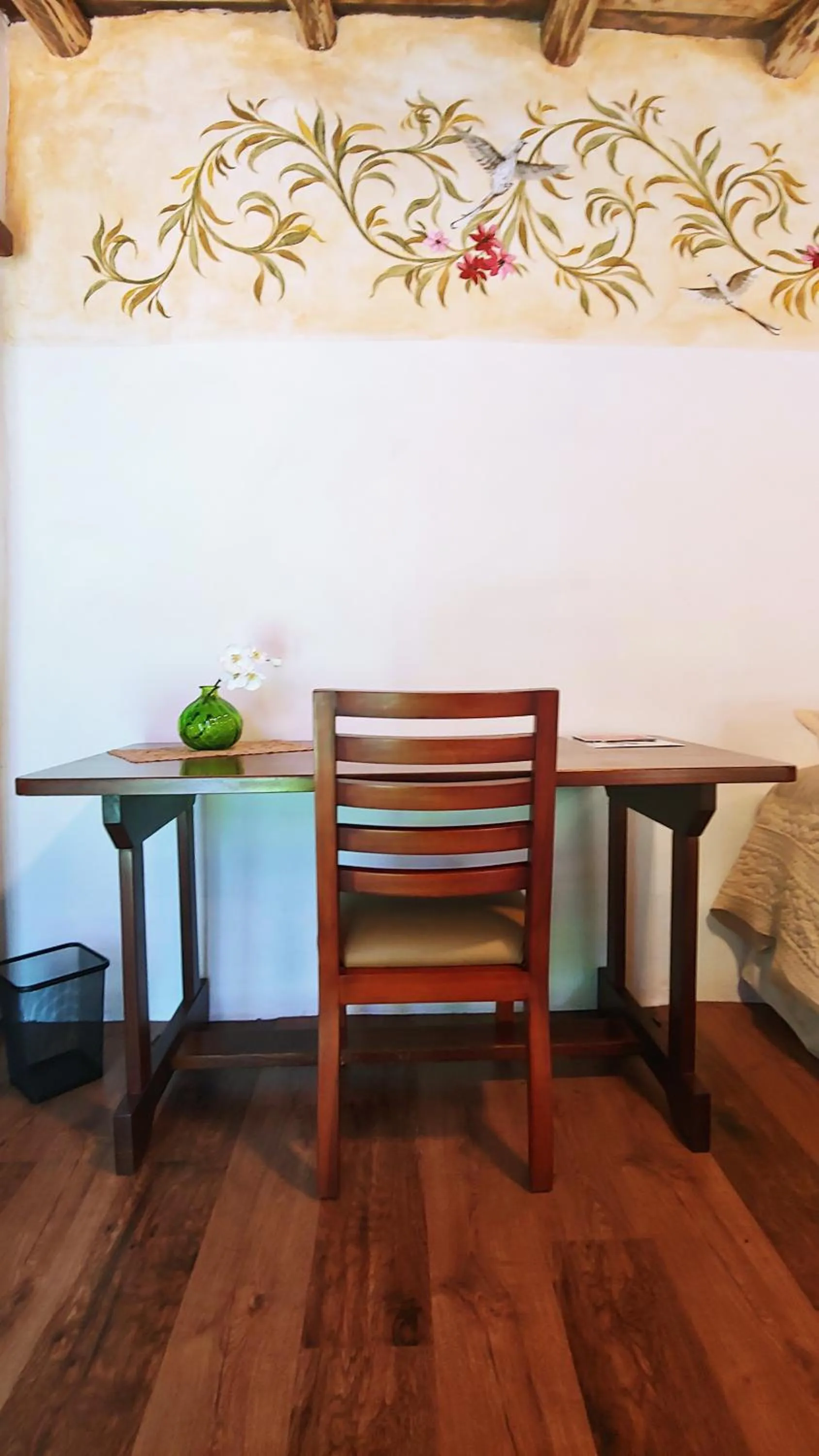 Seating area in Hotel Boutique Casa Montalvo Cuenca