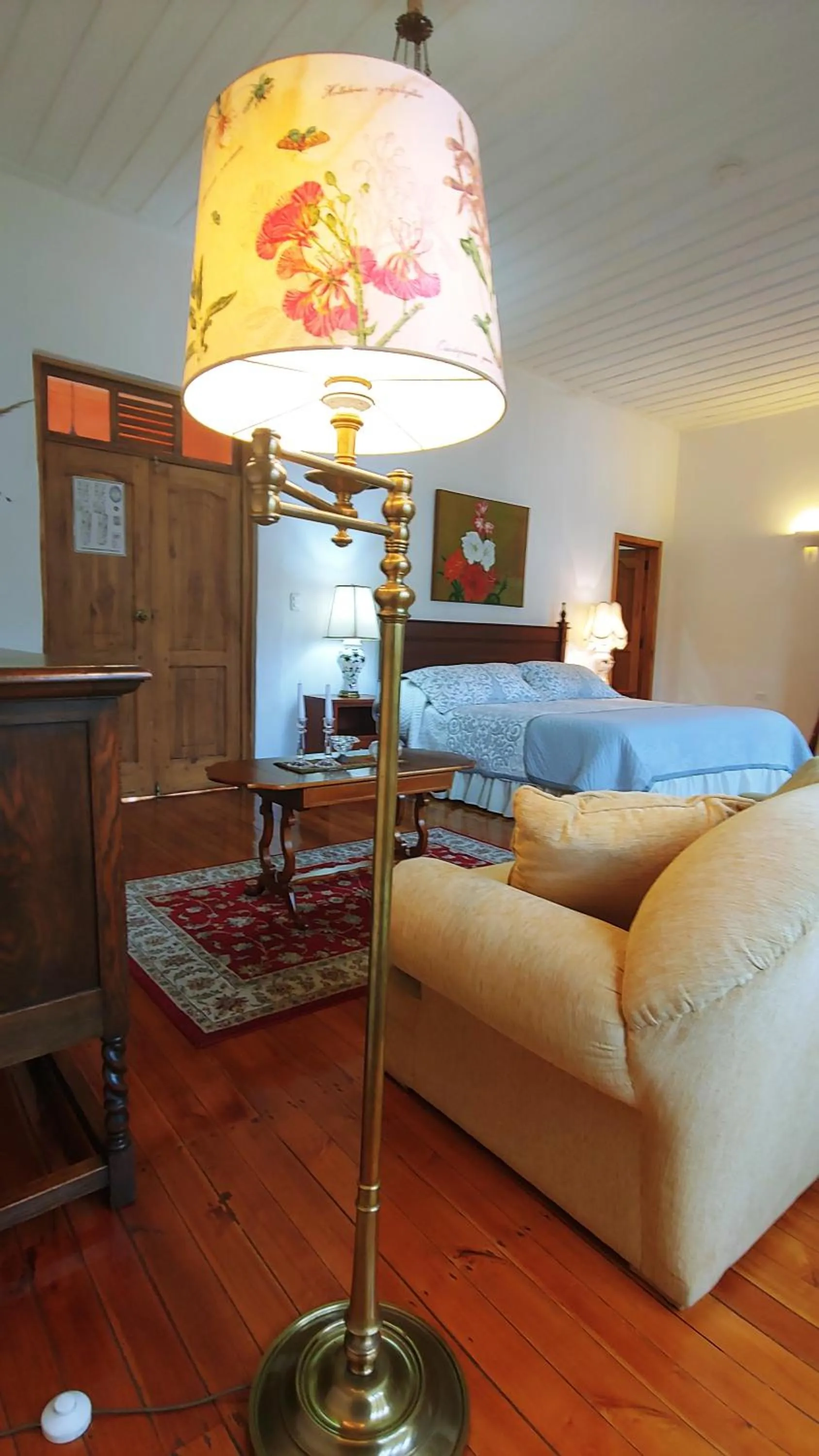 Seating area, Bed in Hotel Boutique Casa Montalvo Cuenca