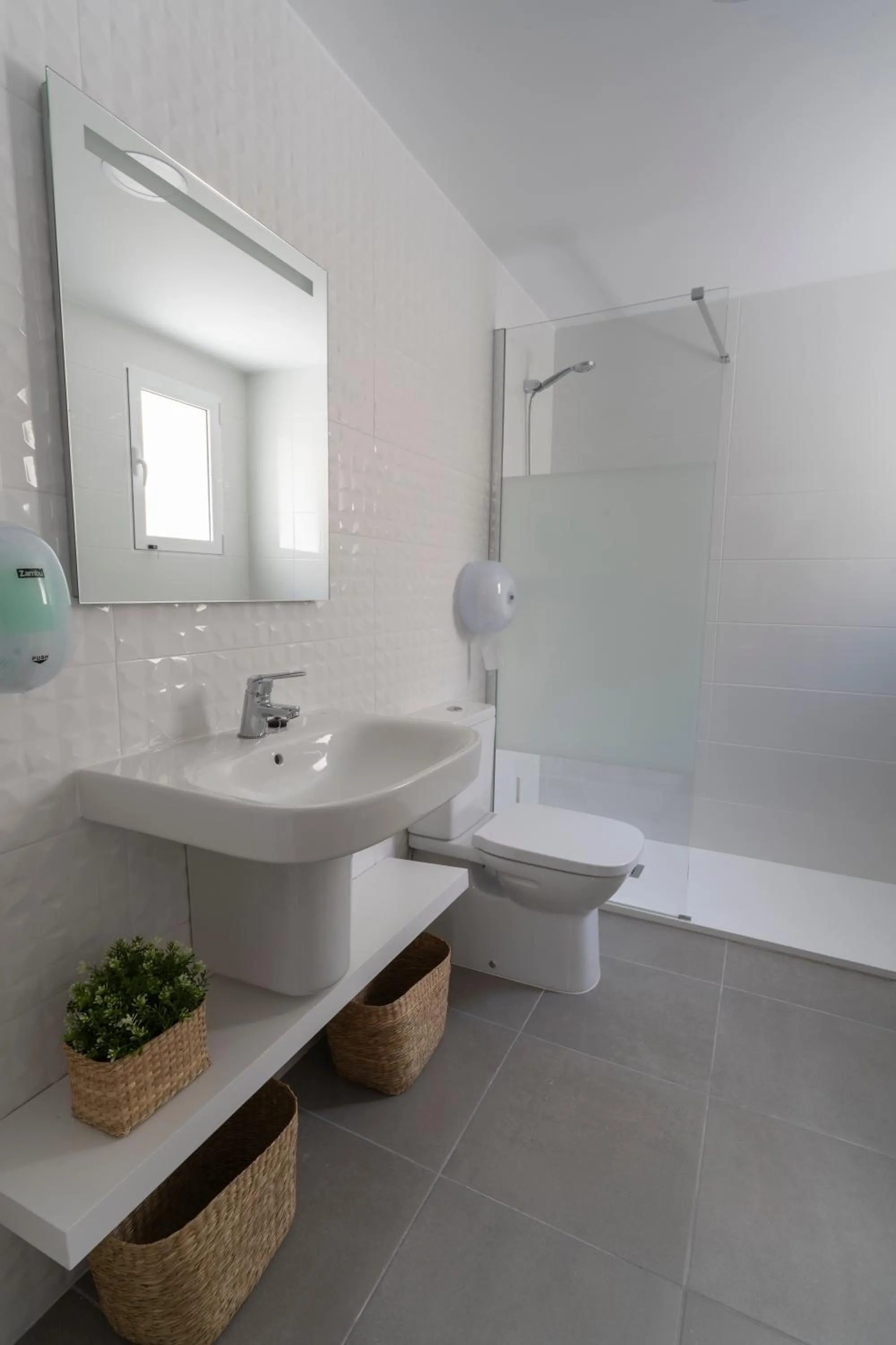 Double Room with Private Bathroom in MM-Rooms