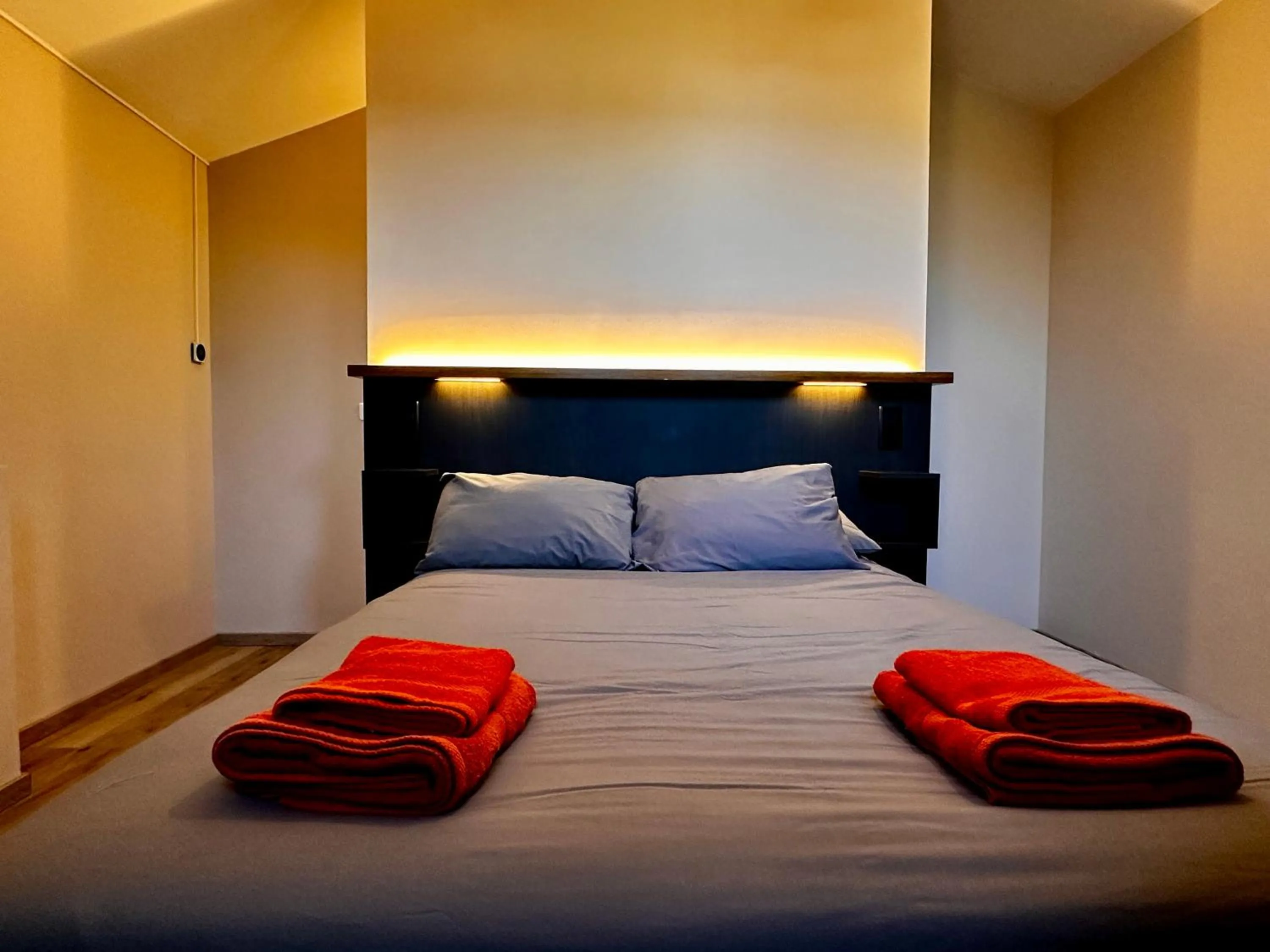 Bedroom, Bed in Smartappart Niort