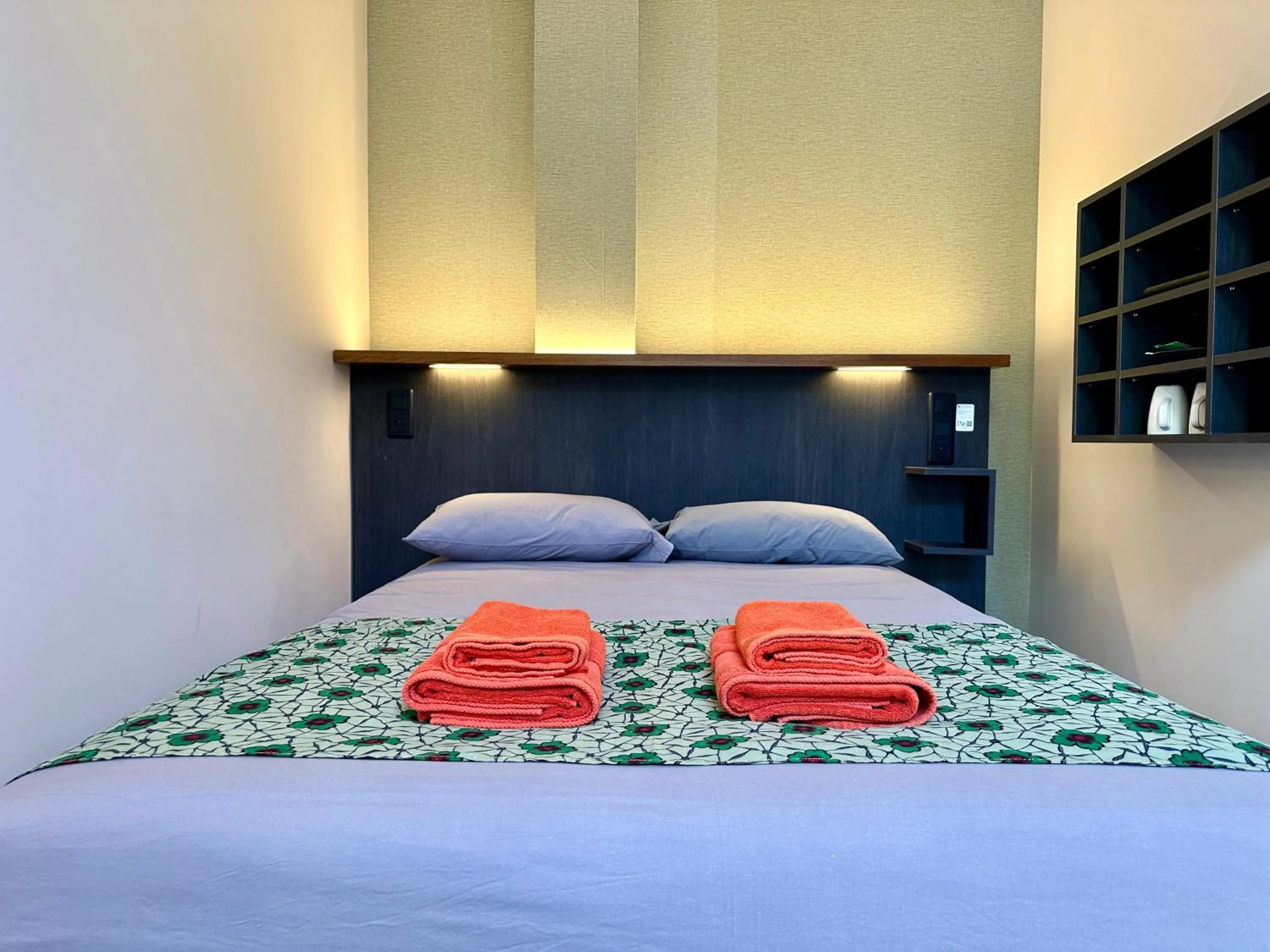 Bedroom, Bed in Smartappart Niort