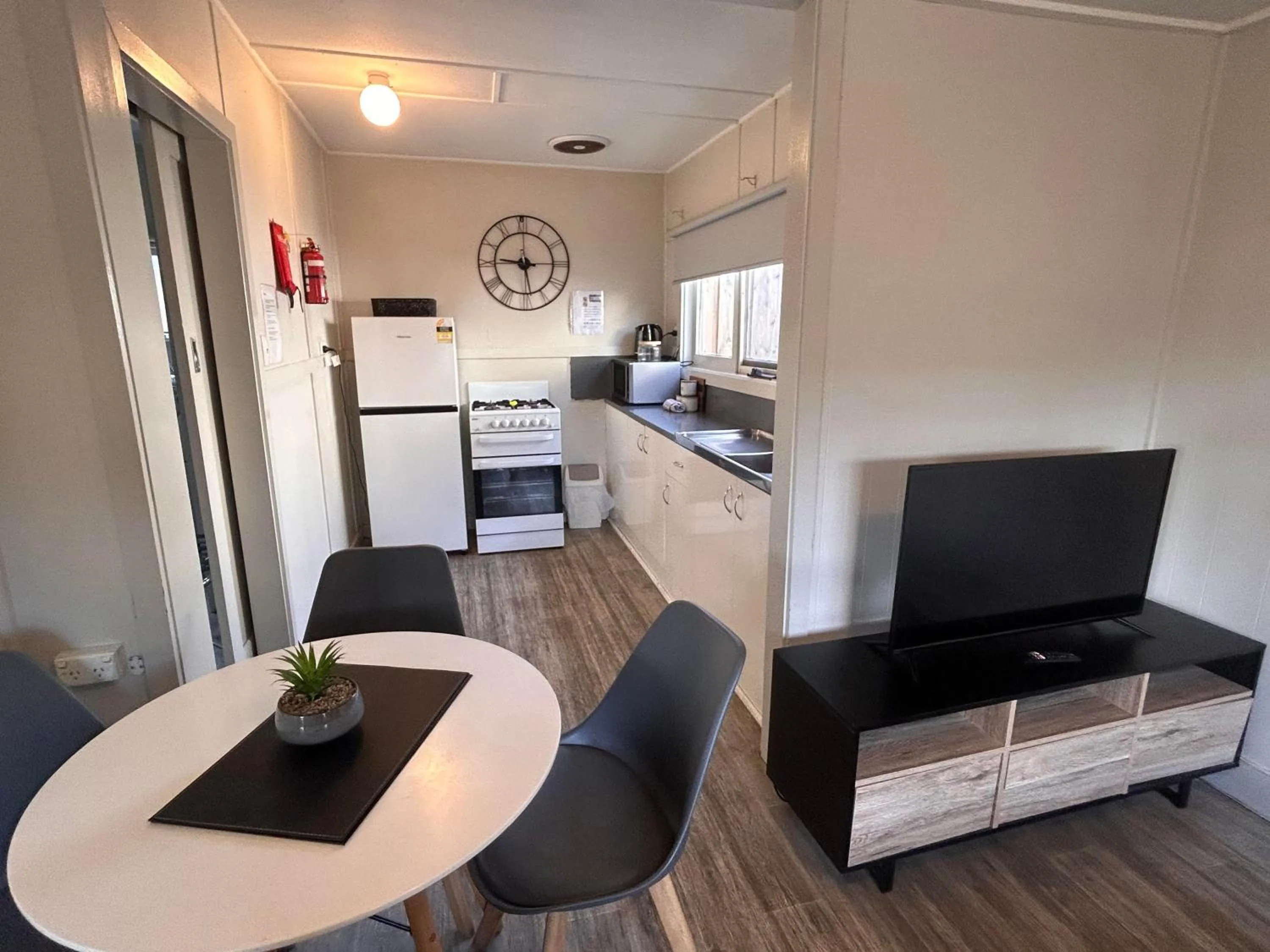 TV and multimedia in Echo Beach Tourist Park