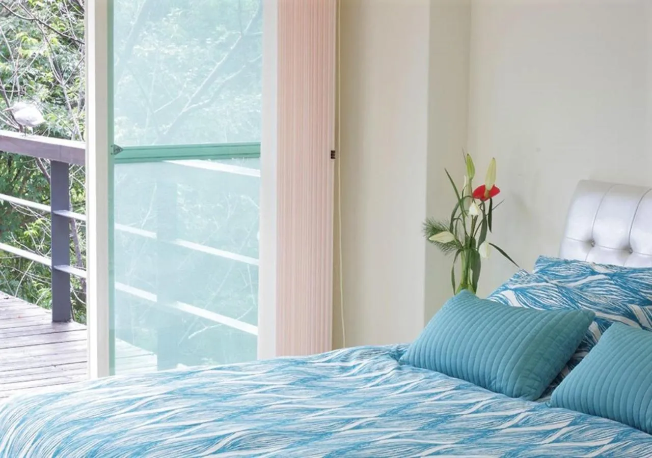 Bed in Sanyi Wei Wei Feng B&B