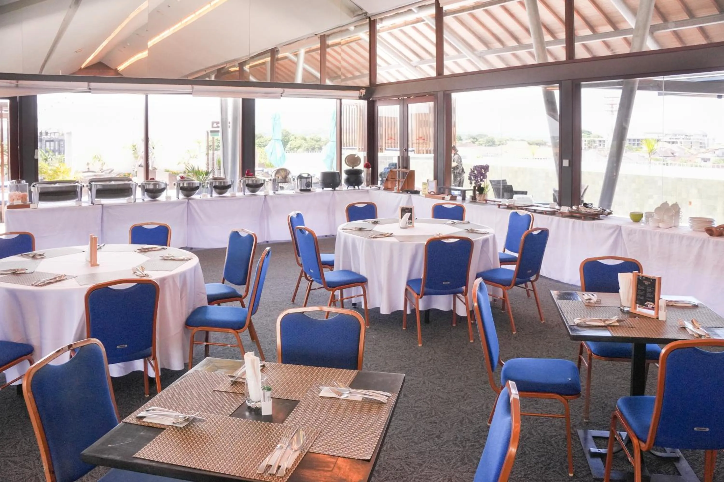 Restaurant/places to eat in Watermark Hotel & Spa Bali