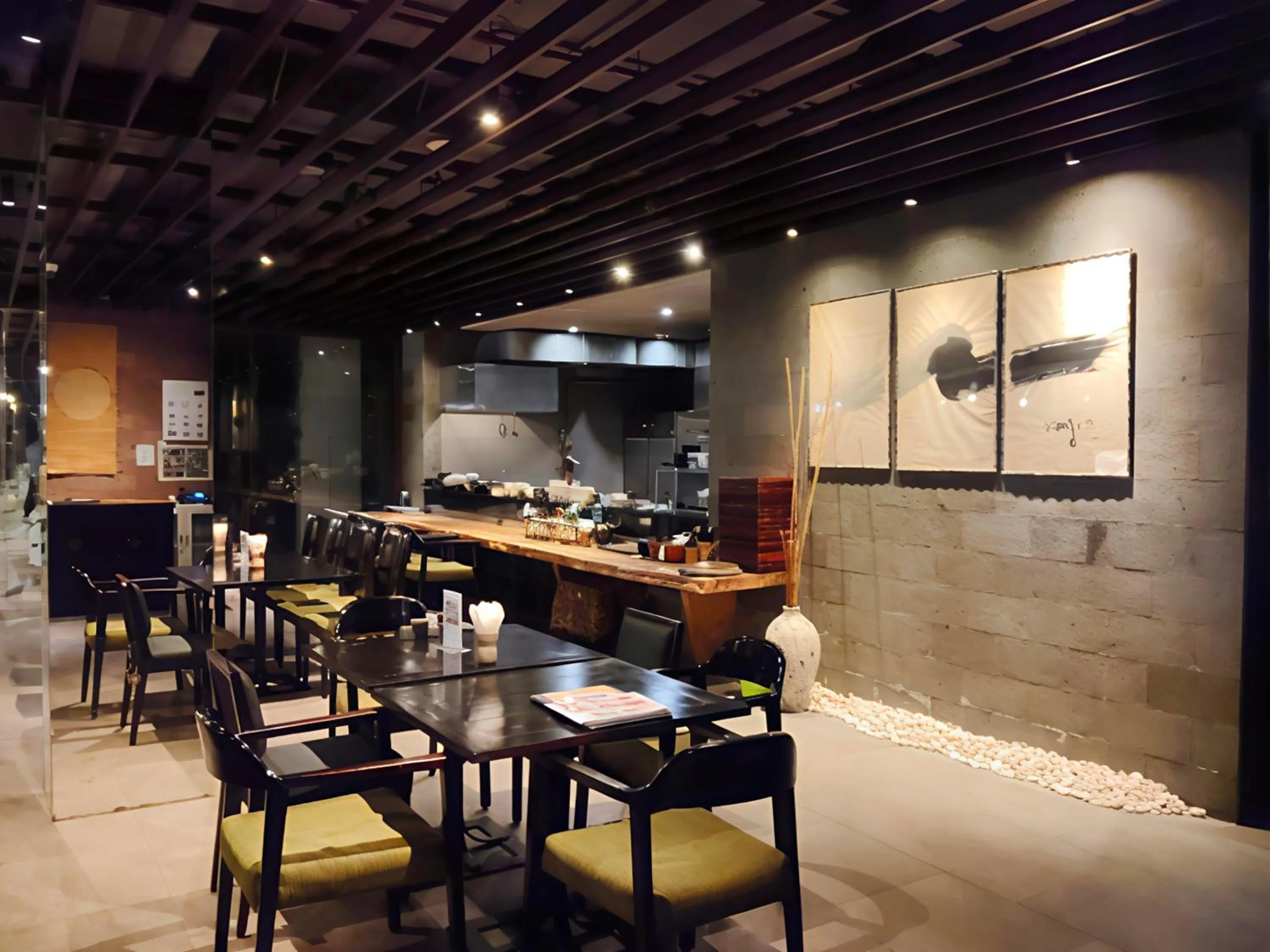 Restaurant/places to eat in Watermark Hotel & Spa Bali