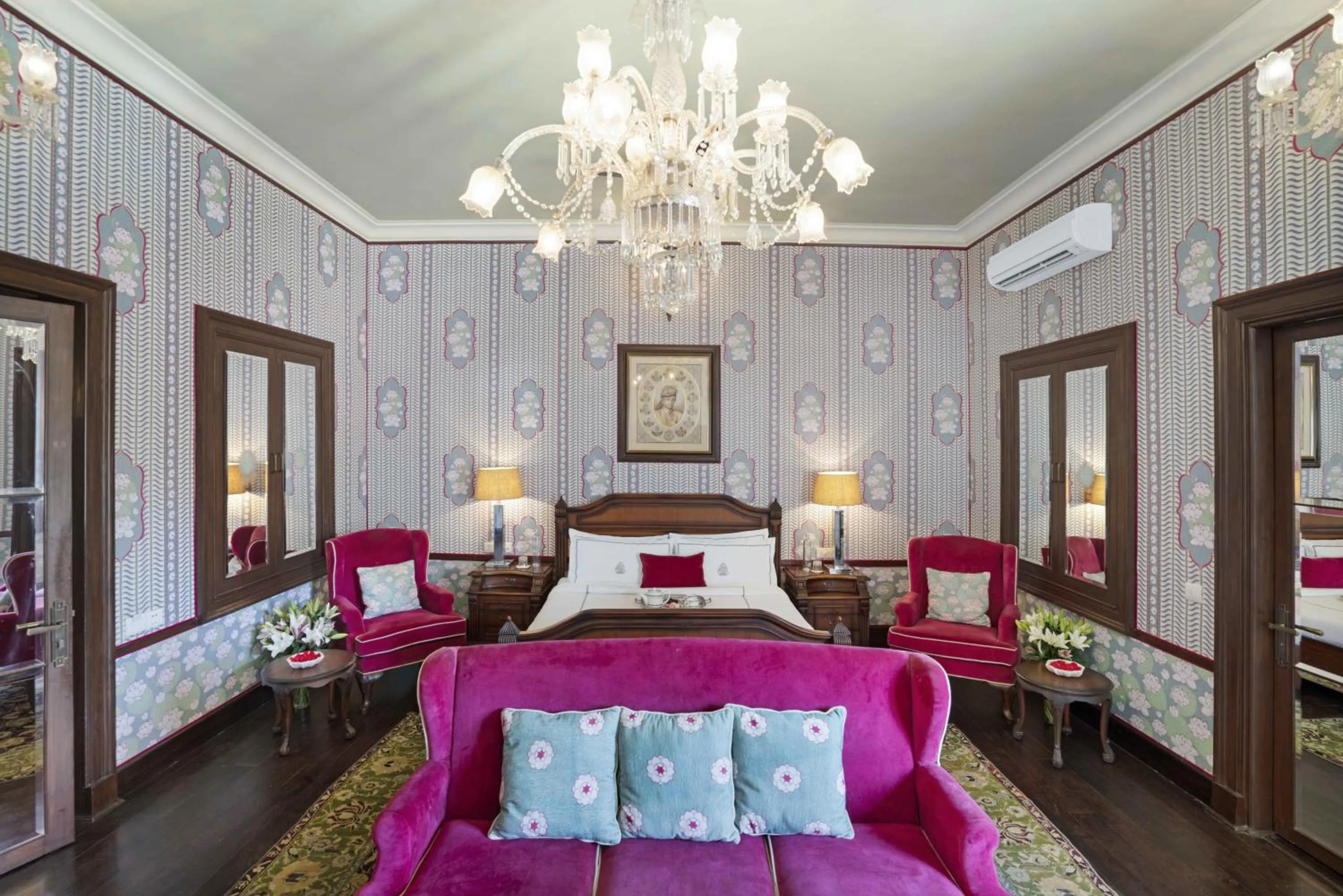 Bedroom, Bed in Rajmahal Palace RAAS