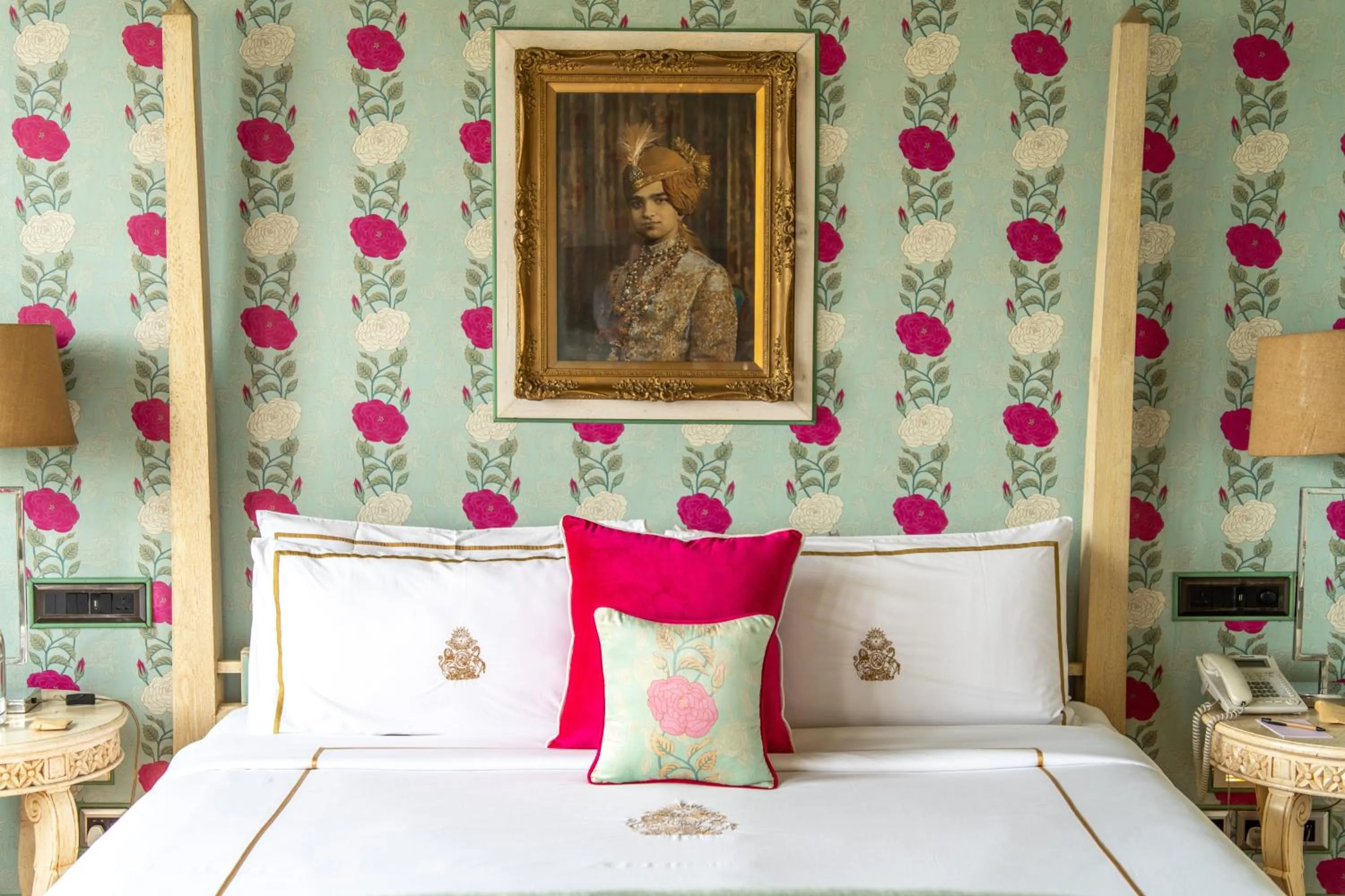 Decorative detail, Bed in Rajmahal Palace RAAS