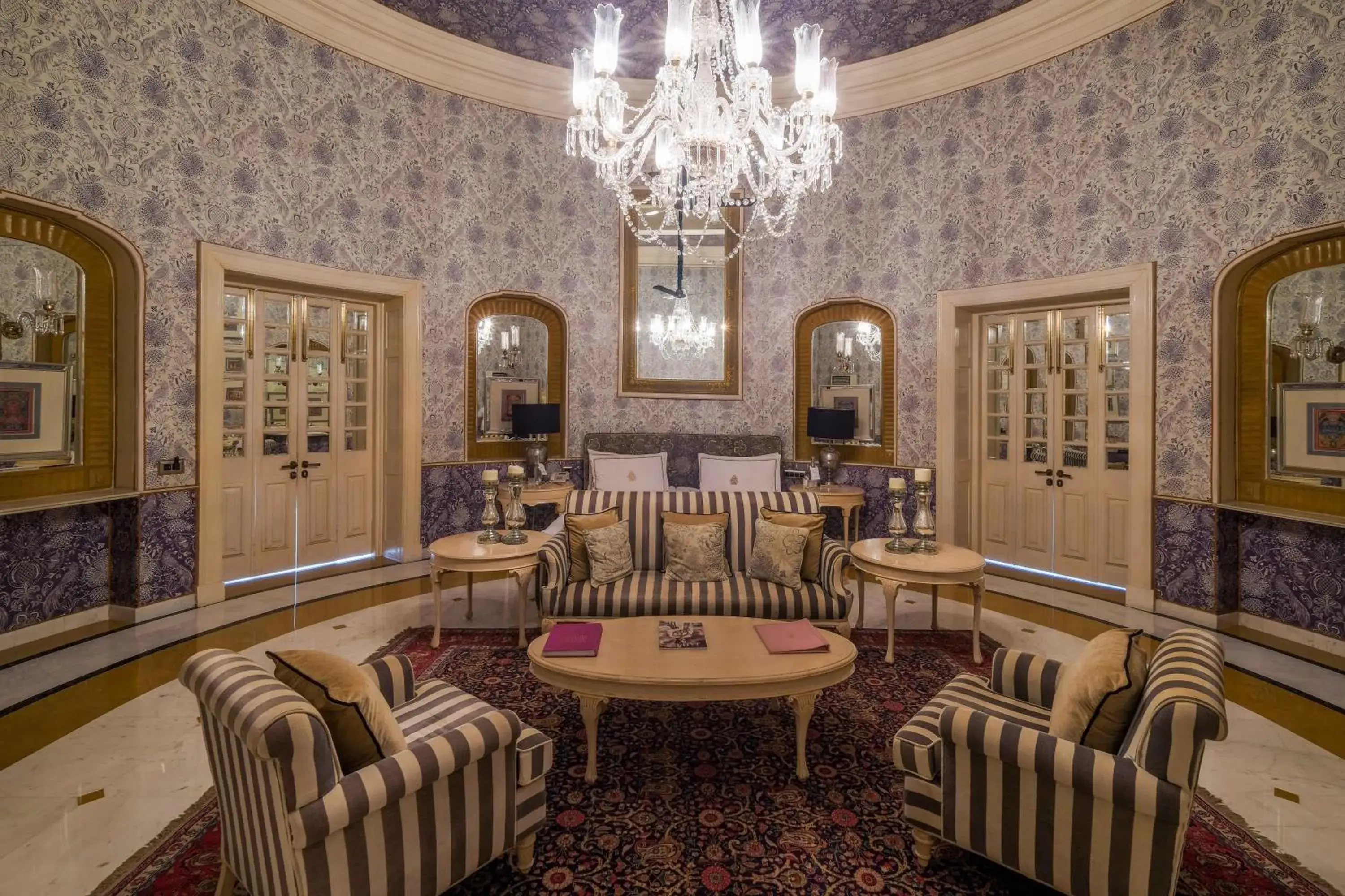 Palace Suite in Rajmahal Palace RAAS Palace Suite in Rajmahal Palace RAAS