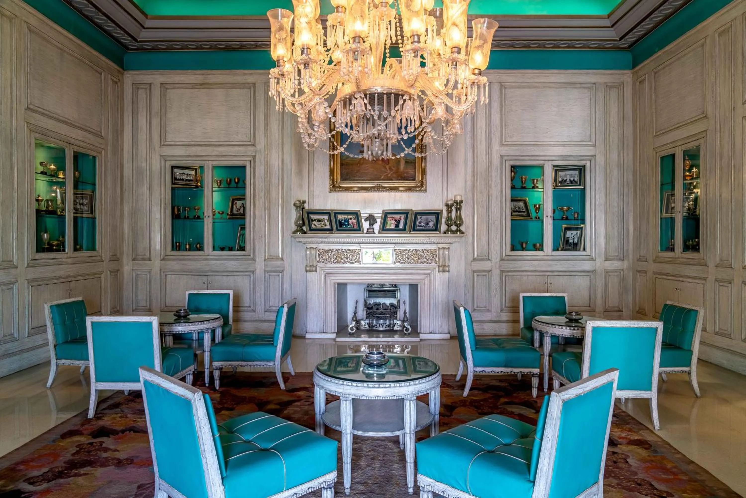 Lounge or bar in Rajmahal Palace RAAS