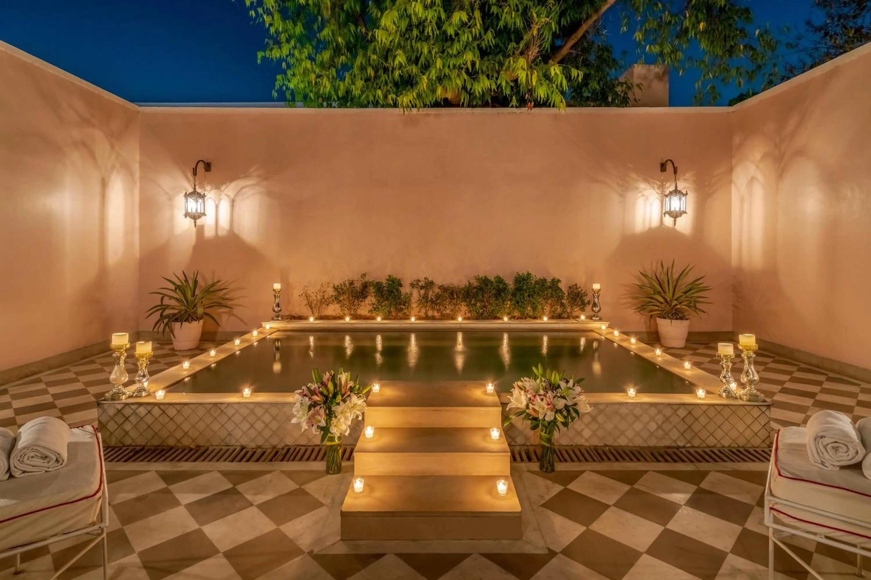 Swimming pool in Rajmahal Palace RAAS