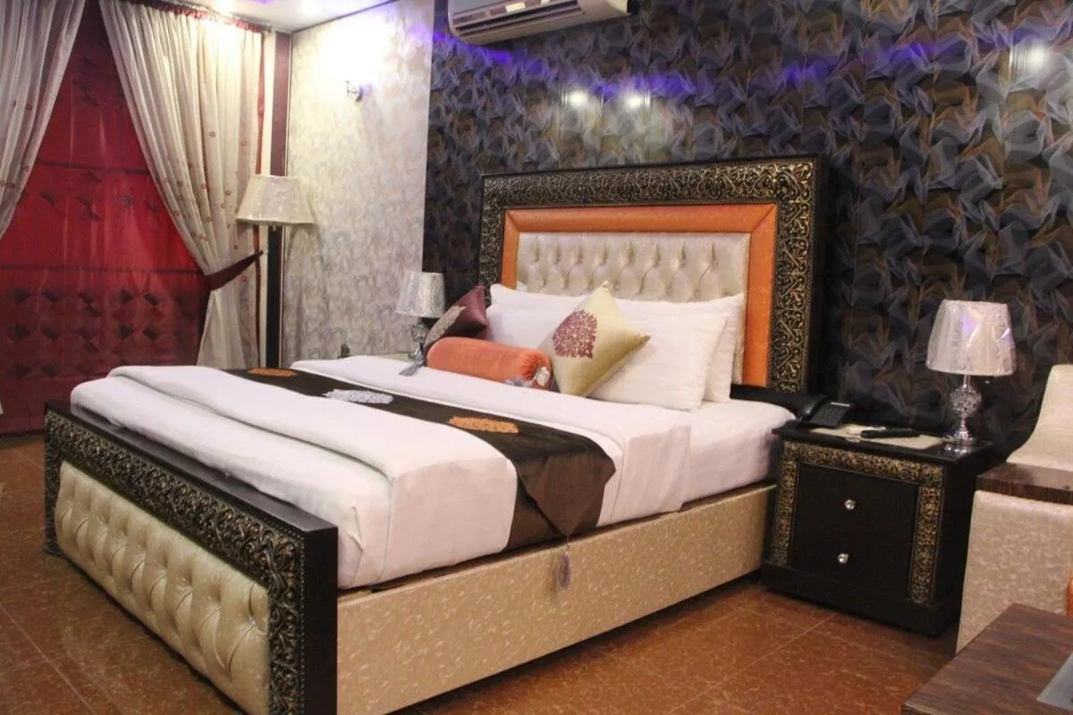 Hotel The Leschanze