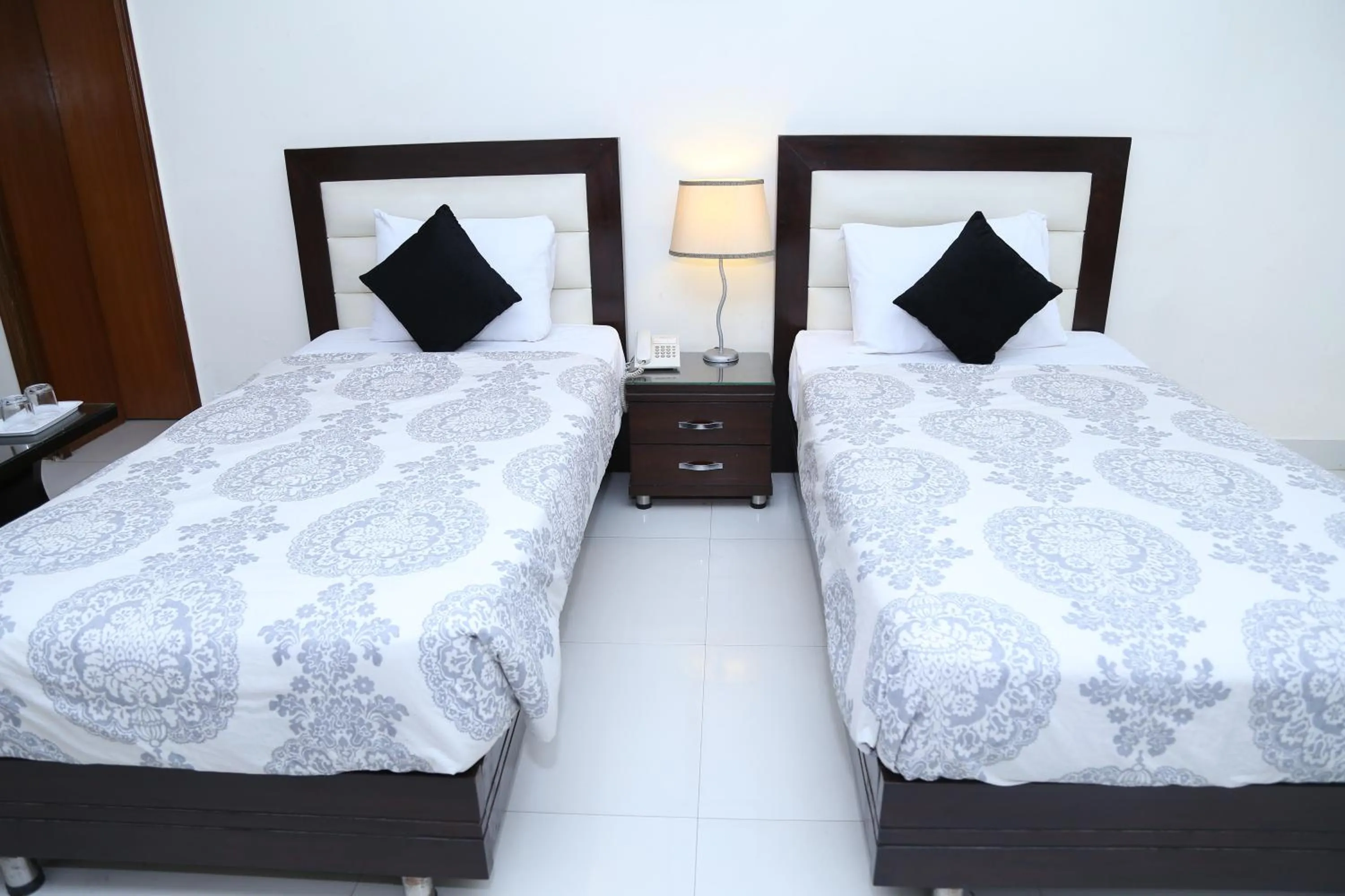 Bed in Royal Elegance Hotel