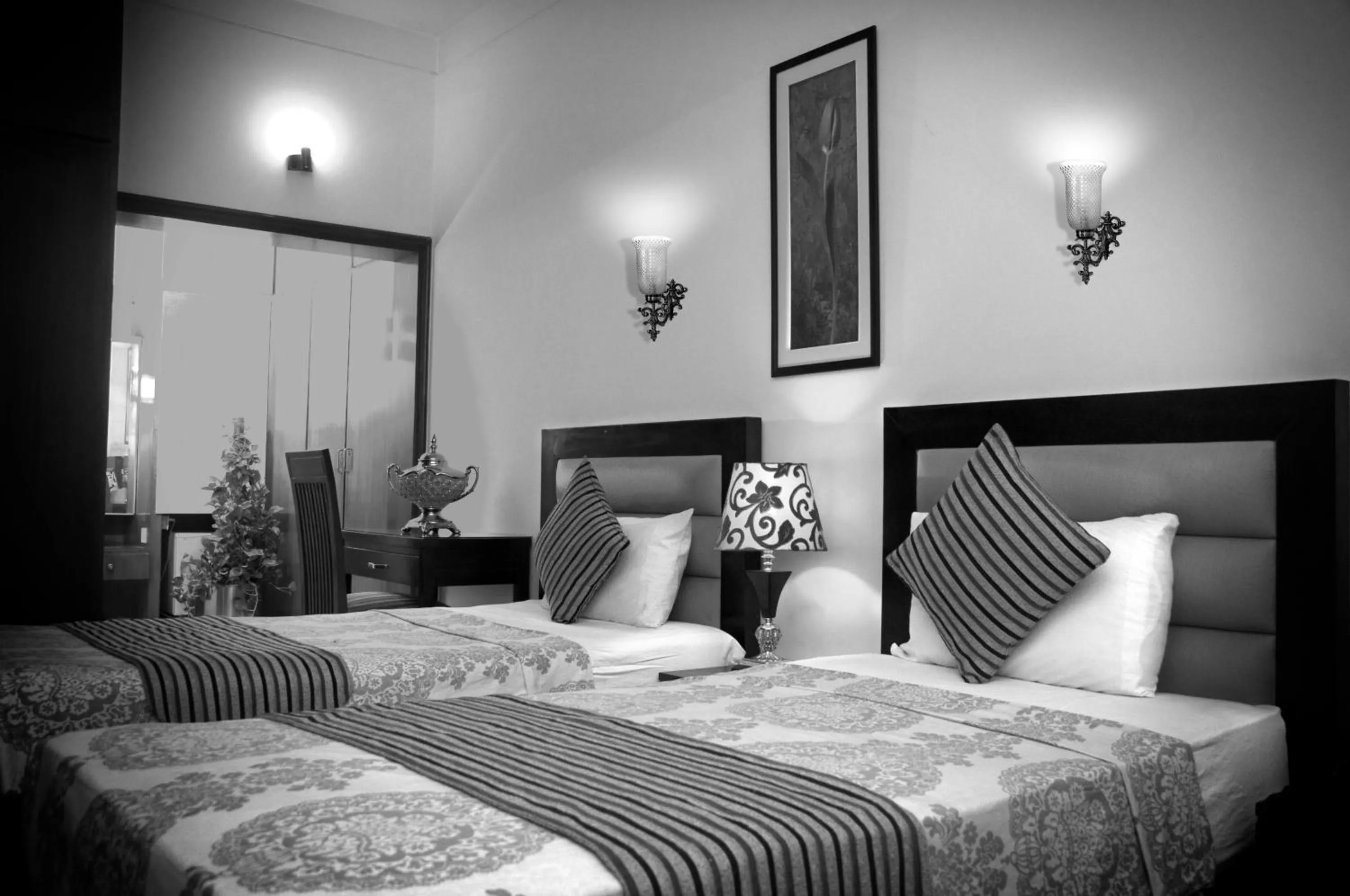 Bed in Royal Elegance Hotel