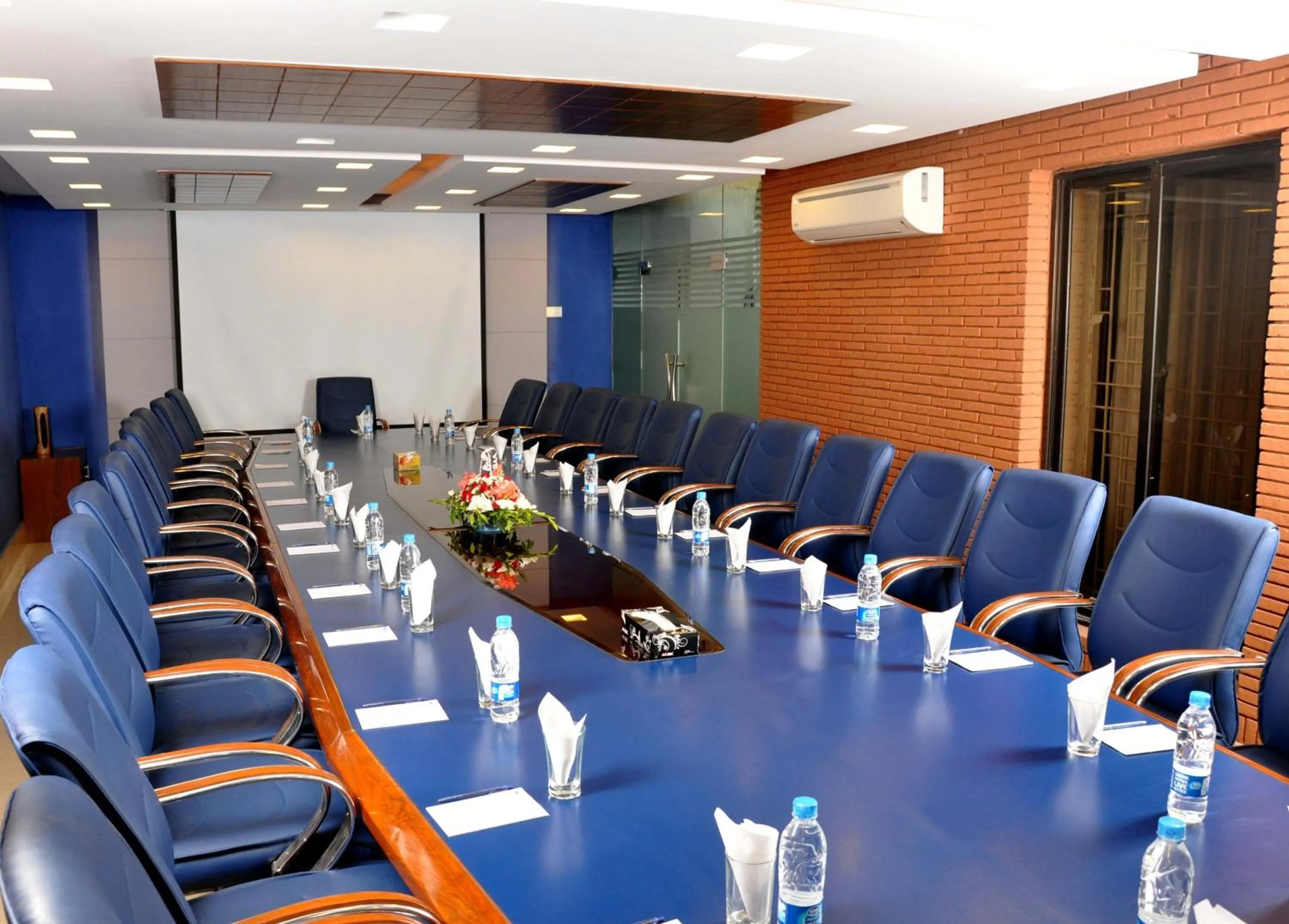 Meeting/conference room in Royal Elegance Hotel