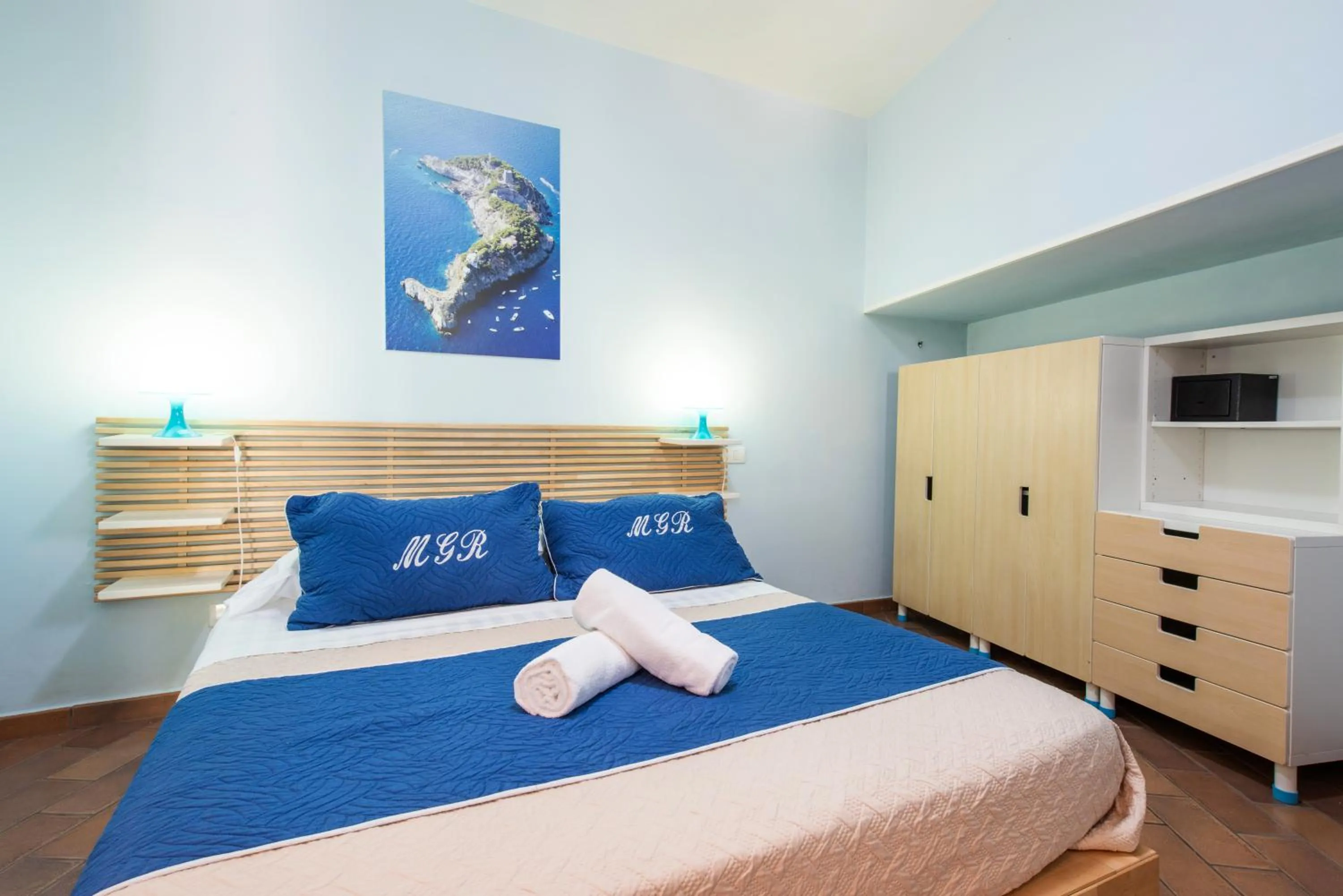 Bed in Marina Grande Residence & SPA