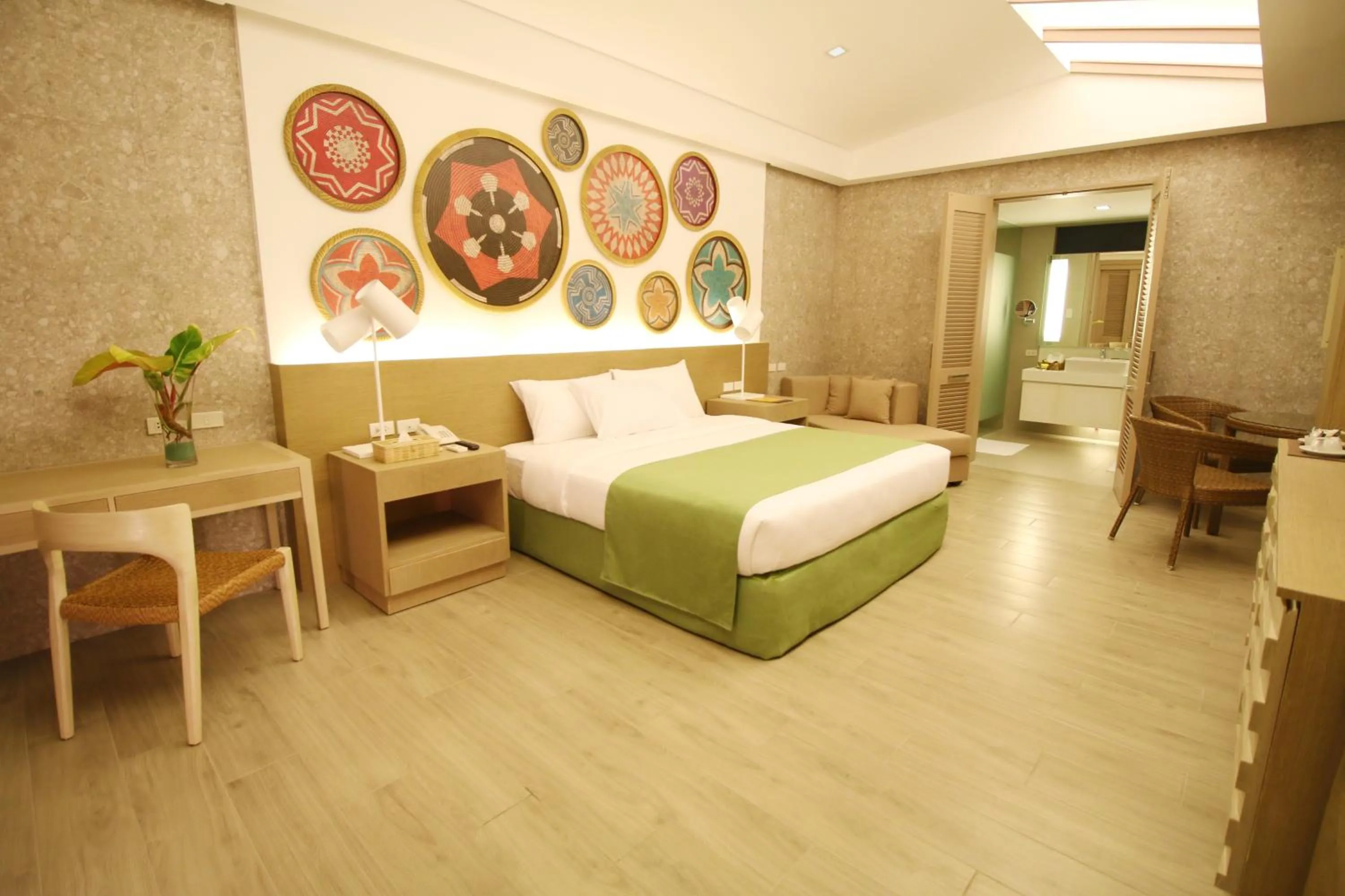 Photo of the whole room, Bed in Bohol Shores