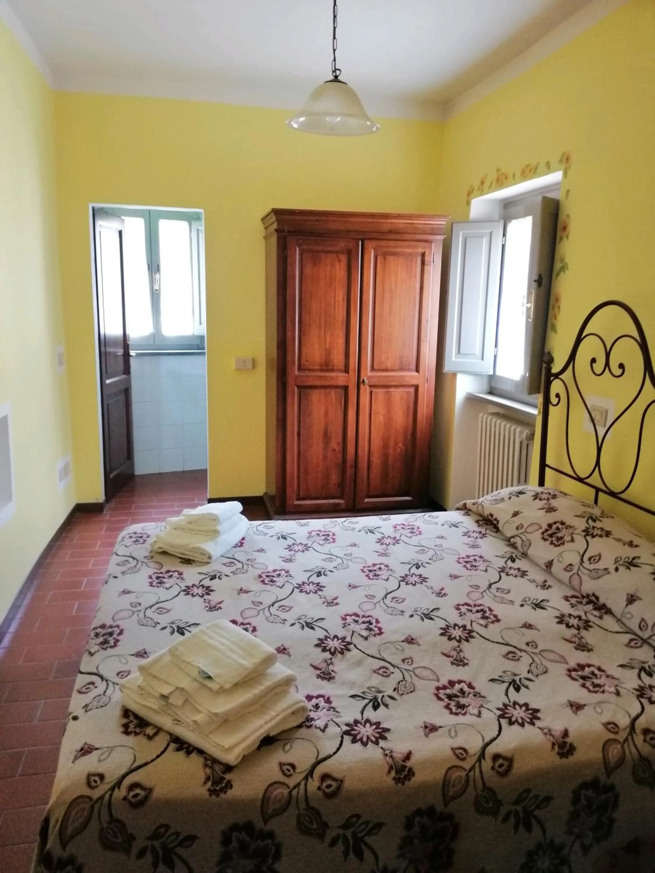 Two-Bedroom House in Badia il Vingone