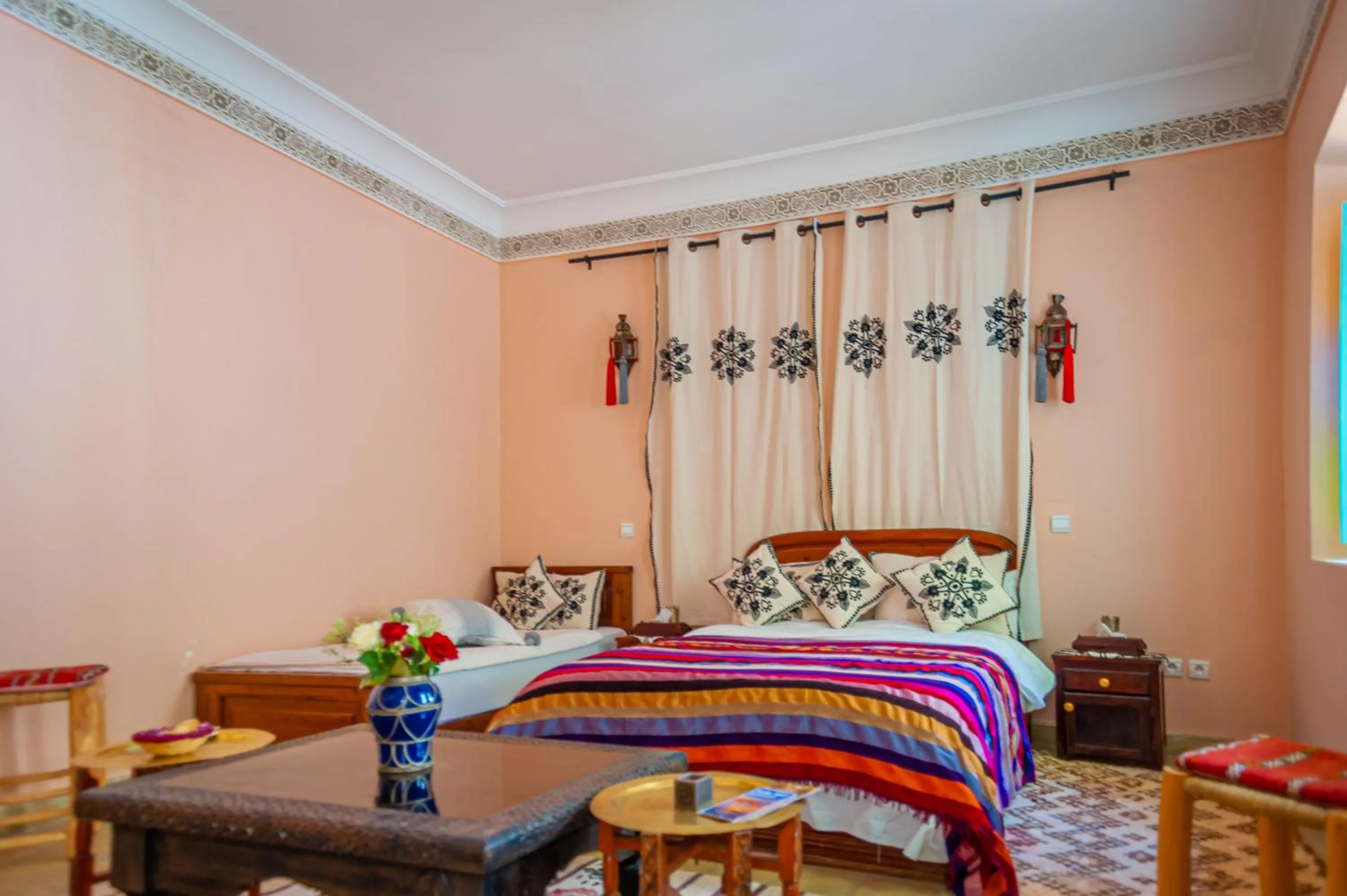 Bed in Riad Dar Mamouni