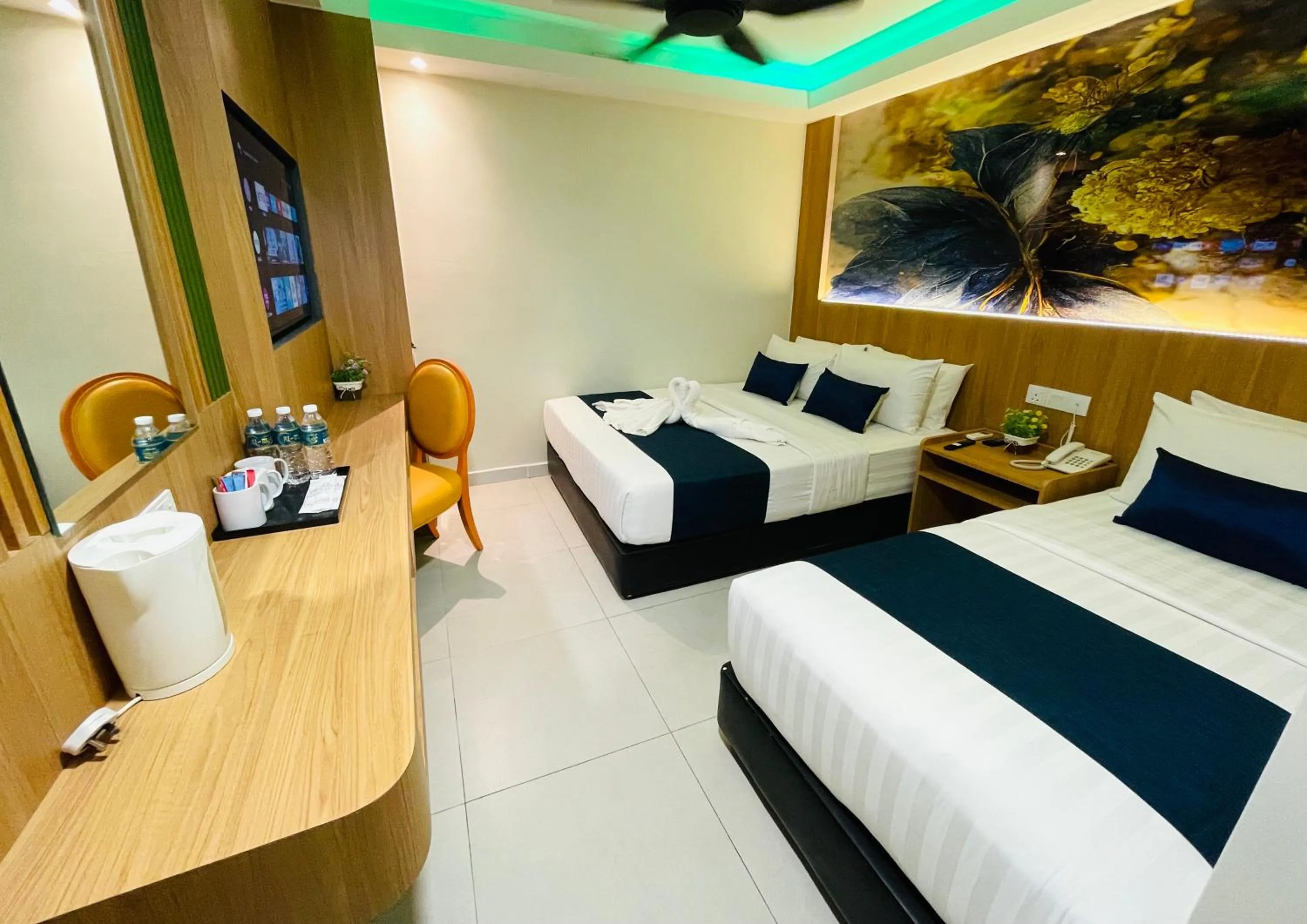 Property building, Bed in ESSY Hotel KL Sentral