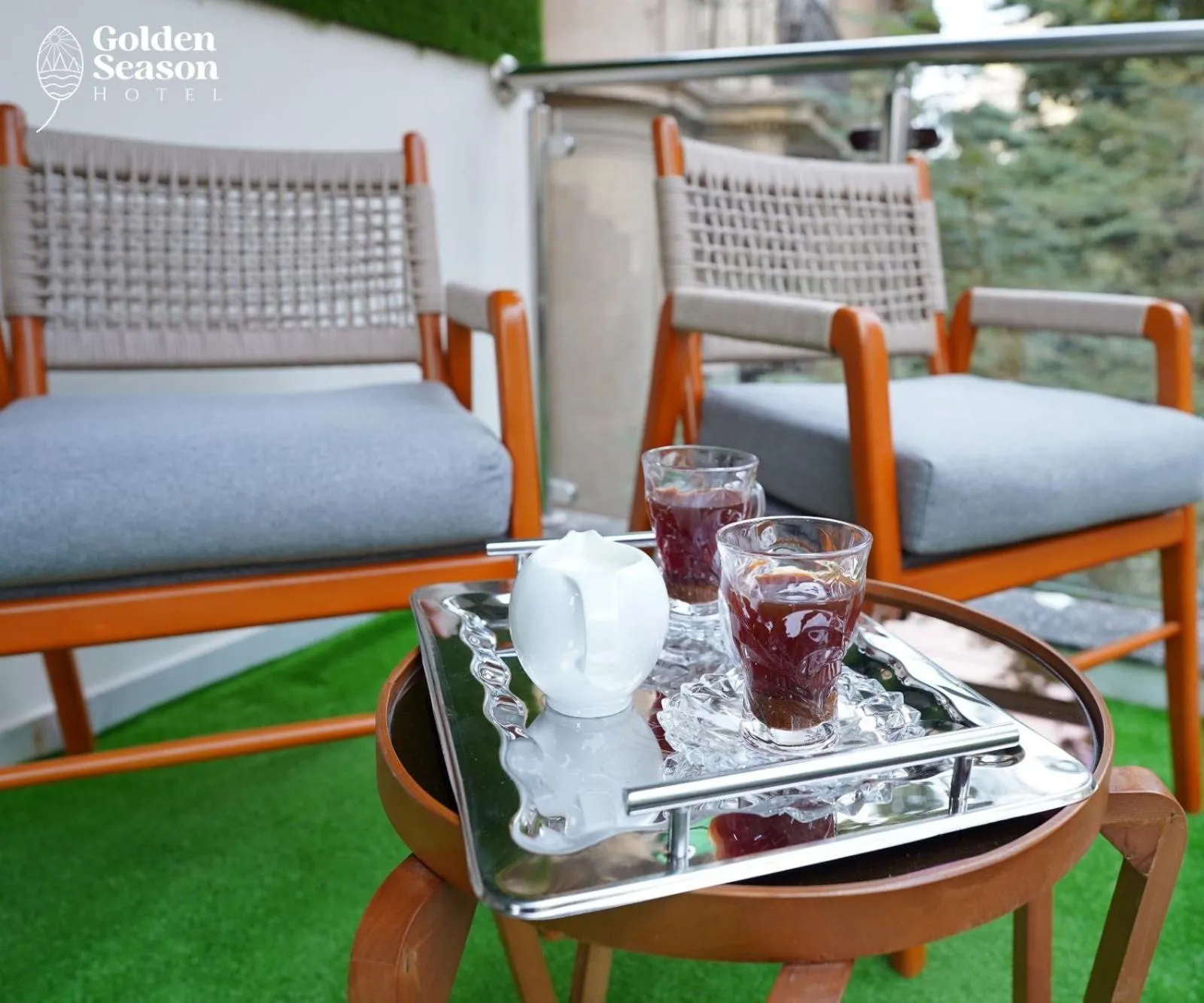 Food and drinks in Golden Season Hotel