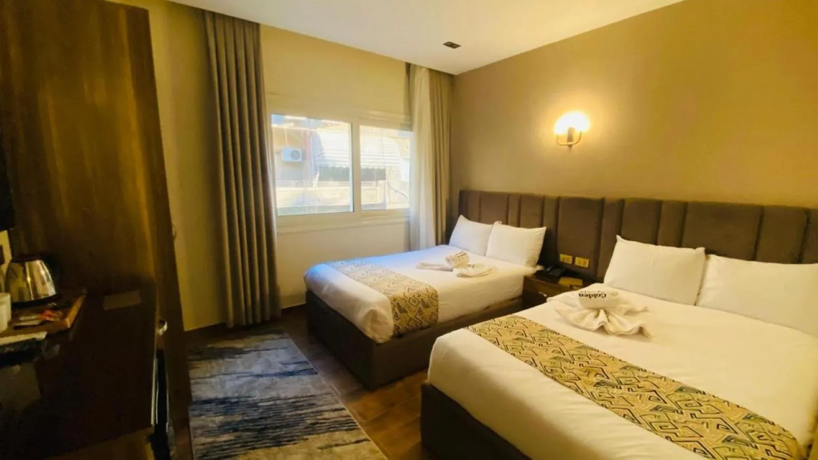Photo of the whole room, Bed in Golden Season Hotel
